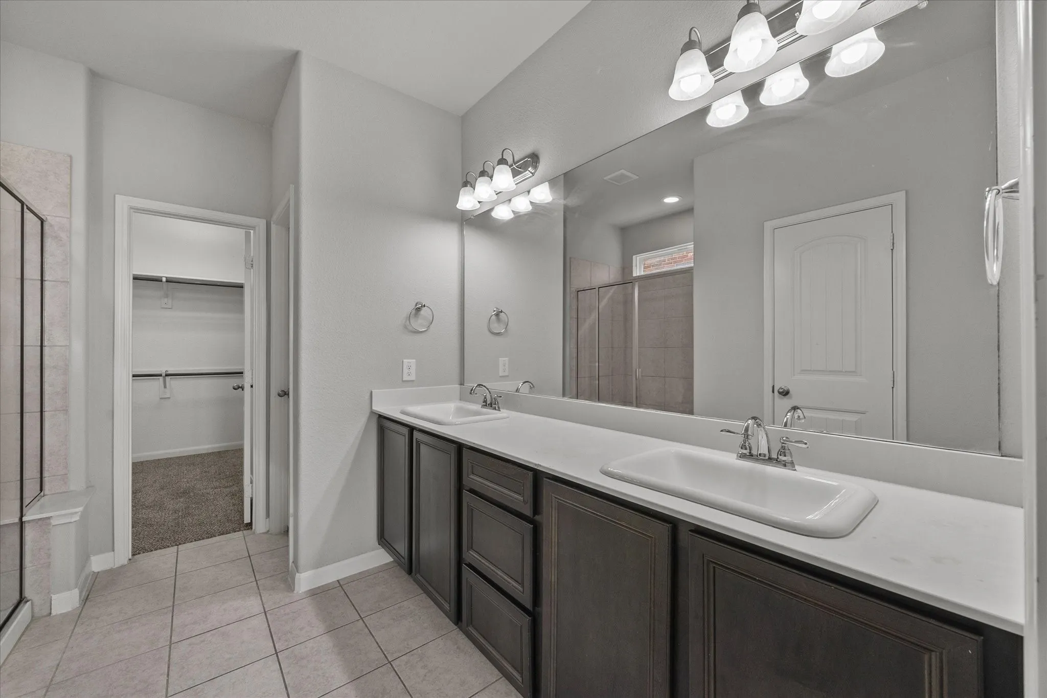 Single Family Residence For Sale in Kaufman County , 5220 Prairie Rose Drive, Forney, Texas 75126, 4 Bedroom, 4 Bathroom, 2 Garage spaces, 3,026 Sqft, built in 2017, mls#21332871, Real Estate Agent in Forney, Homes For Sale in Kaufman county, Homes For Sale in Forney, Realtor in Forney Texas, Real Estate Brokerage Independent Realty Texas, Luminita Cordes Realtor