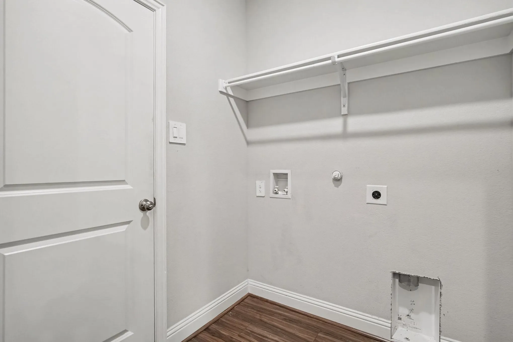 Single Family Residence For Rent in Hunt County , 1425 Waverley Drive, Greenville, Texas 75402, 3 Bedroom, 2 Bathroom, 2 Garage spaces, 1,290 Sqft, built in 2022, mls#21340770, Real Estate Agent in Greenville, Homes For Rent in Hunt county, Homes For Rent in Greenville, Realtor in Greenville Texas, Real Estate Brokerage Independent Realty Texas, Luminita Cordes Realtor