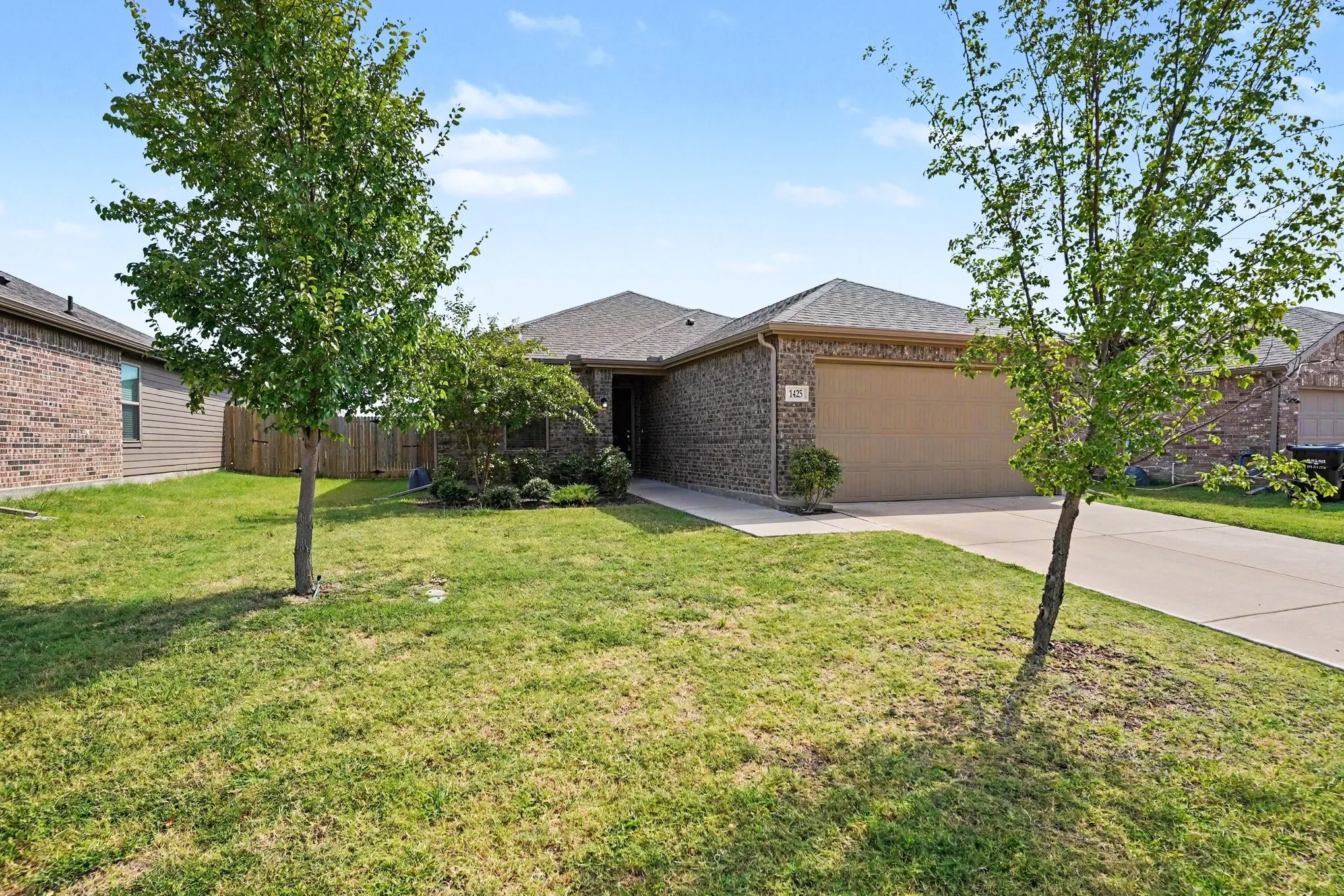 Single Family Residence For Rent in Hunt County , 1425 Waverley Drive, Greenville, Texas 75402, 3 Bedroom, 2 Bathroom, 2 Garage spaces, 1,290 Sqft, built in 2022, mls#21340770, Real Estate Agent in Greenville, Homes For Rent in Hunt county, Homes For Rent in Greenville, Realtor in Greenville Texas, Real Estate Brokerage Independent Realty Texas, Luminita Cordes Realtor