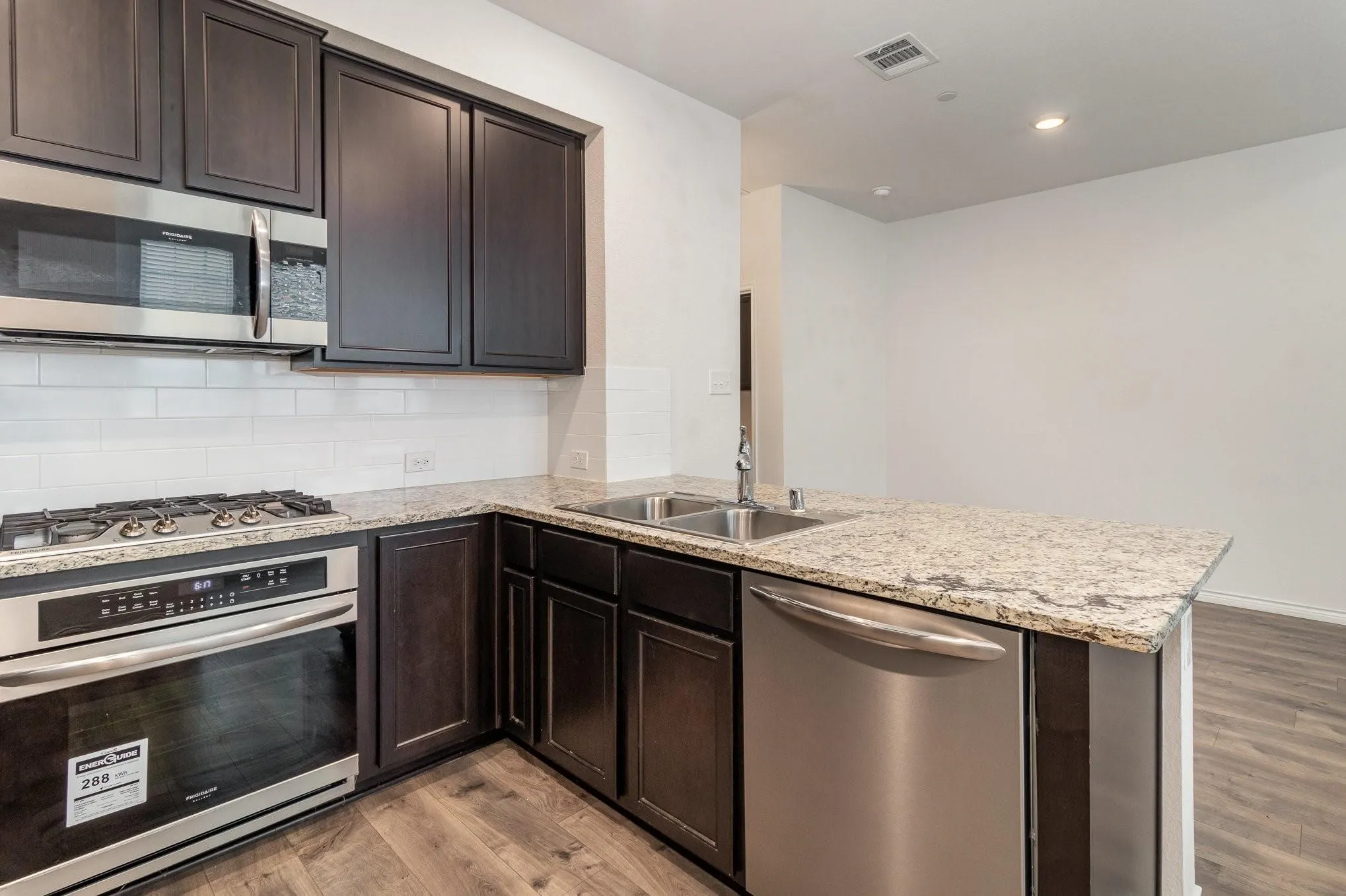 Townhouse For Rent in Denton County , 2413 Siskiyou Street, Lewisville, Texas 75056, 4 Bedroom, 4 Bathroom, 2 Garage spaces, 2,027 Sqft, built in 2020, mls#21340785, Real Estate Agent in Lewisville, Homes For Rent in Denton county, Homes For Rent in Lewisville, Realtor in Lewisville Texas, Real Estate Brokerage Independent Realty Texas, Luminita Cordes Realtor