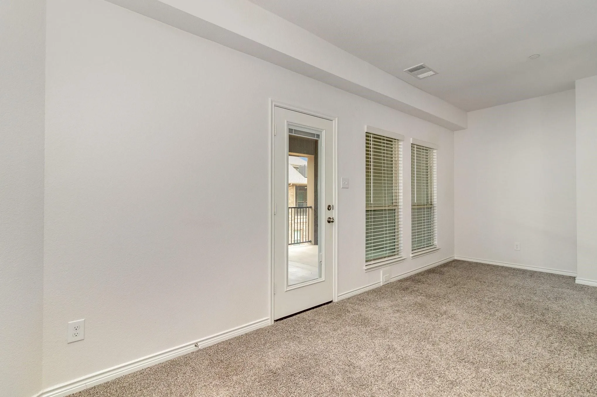 Townhouse For Rent in Denton County , 2413 Siskiyou Street, Lewisville, Texas 75056, 4 Bedroom, 4 Bathroom, 2 Garage spaces, 2,027 Sqft, built in 2020, mls#21340785, Real Estate Agent in Lewisville, Homes For Rent in Denton county, Homes For Rent in Lewisville, Realtor in Lewisville Texas, Real Estate Brokerage Independent Realty Texas, Luminita Cordes Realtor