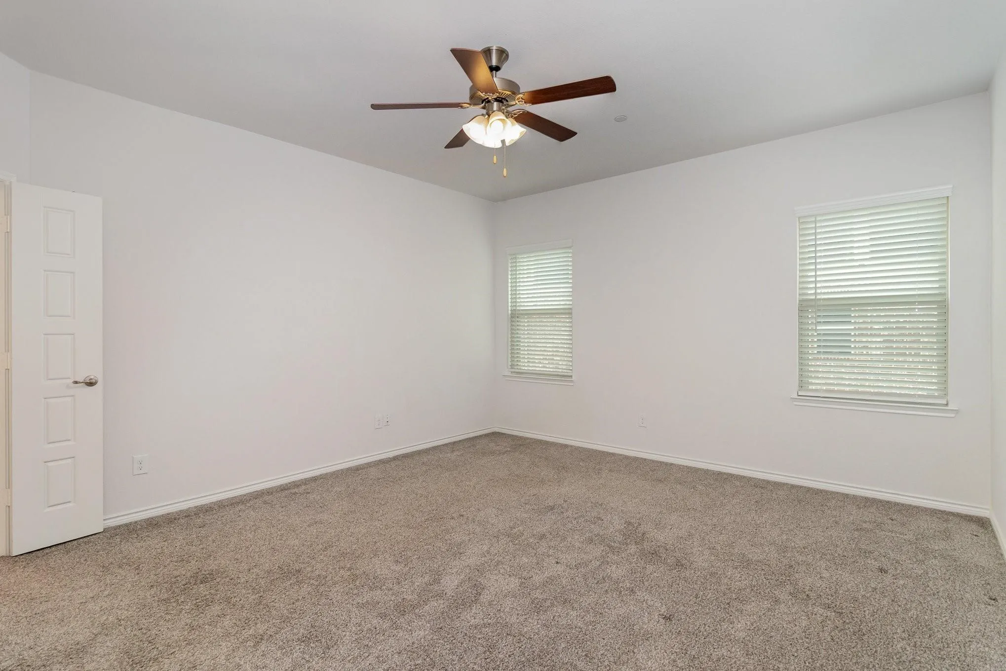 Townhouse For Rent in Denton County , 2413 Siskiyou Street, Lewisville, Texas 75056, 4 Bedroom, 4 Bathroom, 2 Garage spaces, 2,027 Sqft, built in 2020, mls#21340785, Real Estate Agent in Lewisville, Homes For Rent in Denton county, Homes For Rent in Lewisville, Realtor in Lewisville Texas, Real Estate Brokerage Independent Realty Texas, Luminita Cordes Realtor