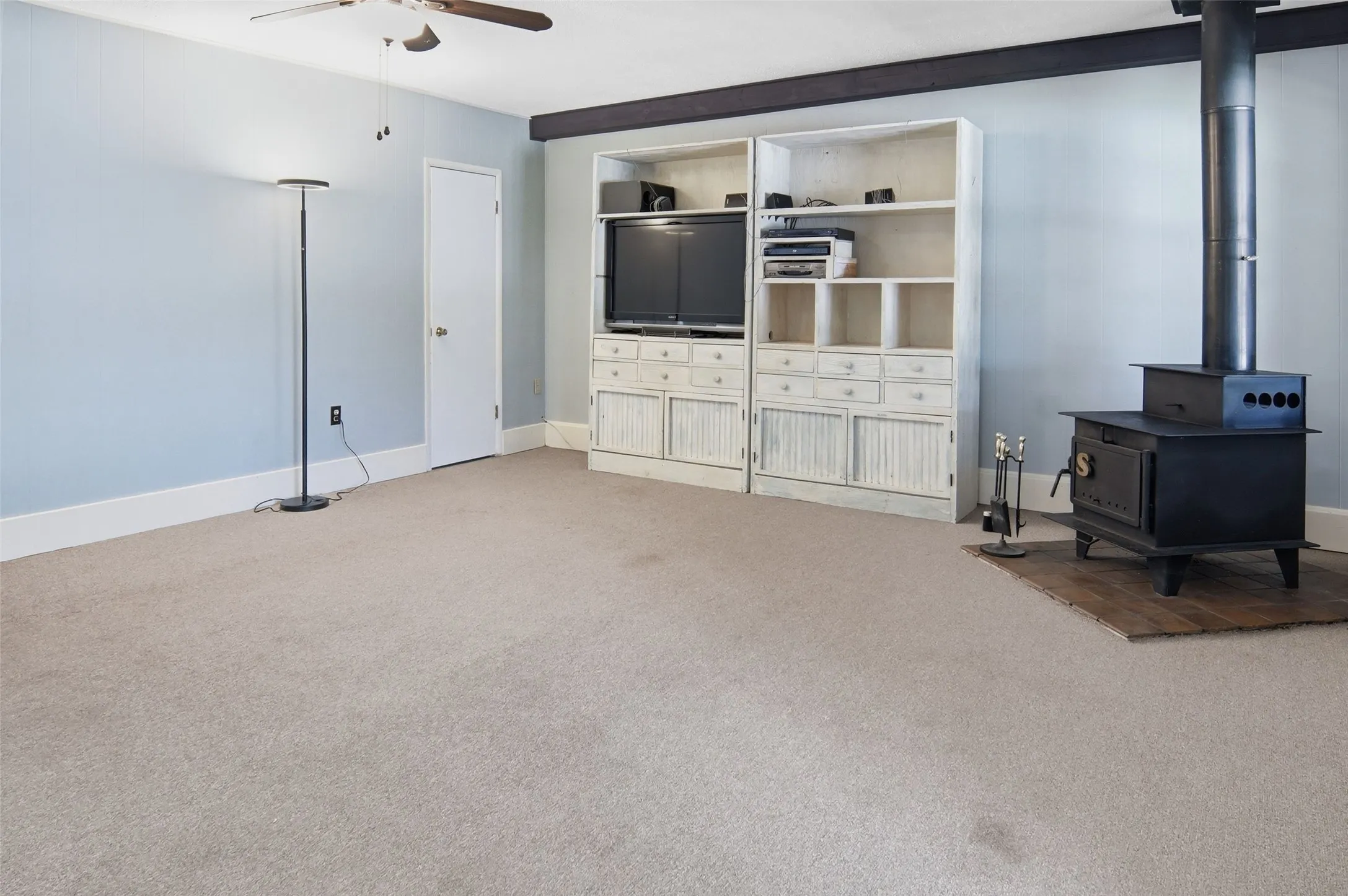 Single Family Residence For Sale in Palo Pinto County , 1706 Goodwin Drive, Mineral Wells, Texas 76067, 4 Bedroom, 2 Bathroom, Garage spaces, 2,182 Sqft, built in 1967, mls#21340176, Real Estate Agent in Mineral Wells, Homes For Sale in Palo Pinto county, Homes For Sale in Mineral Wells, Realtor in Mineral Wells Texas, Real Estate Brokerage Independent Realty Texas, Luminita Cordes Realtor