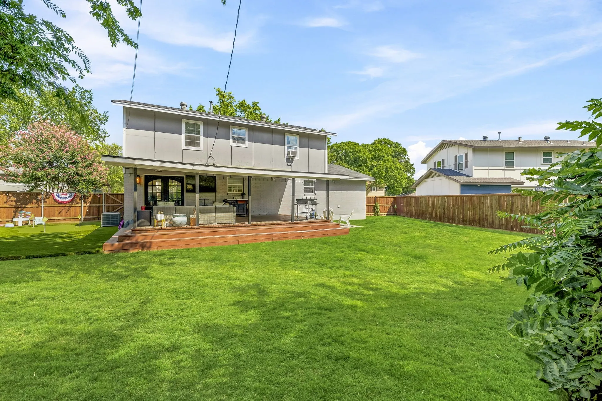 Single Family Residence For Sale in Collin County , 1203 Quill Drive, Plano, Texas 75075, 3 Bedroom, 3 Bathroom, 1 Garage spaces, 1,776 Sqft, built in 1966, mls#21337471, Real Estate Agent in Plano, Homes For Sale in Collin county, Homes For Sale in Plano, Realtor in Plano Texas, Real Estate Brokerage Independent Realty Texas, Luminita Cordes Realtor