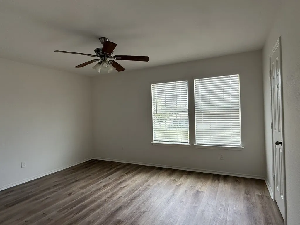 Single Family Residence For Sale in Kaufman County , 2013 Gardenia Drive, Forney, Texas 75126, 4 Bedroom, 3 Bathroom, 2 Garage spaces, 2,092 Sqft, built in 2004, mls#21340795, Real Estate Agent in Forney, Homes For Sale in Kaufman county, Homes For Sale in Forney, Realtor in Forney Texas, Real Estate Brokerage Independent Realty Texas, Luminita Cordes Realtor