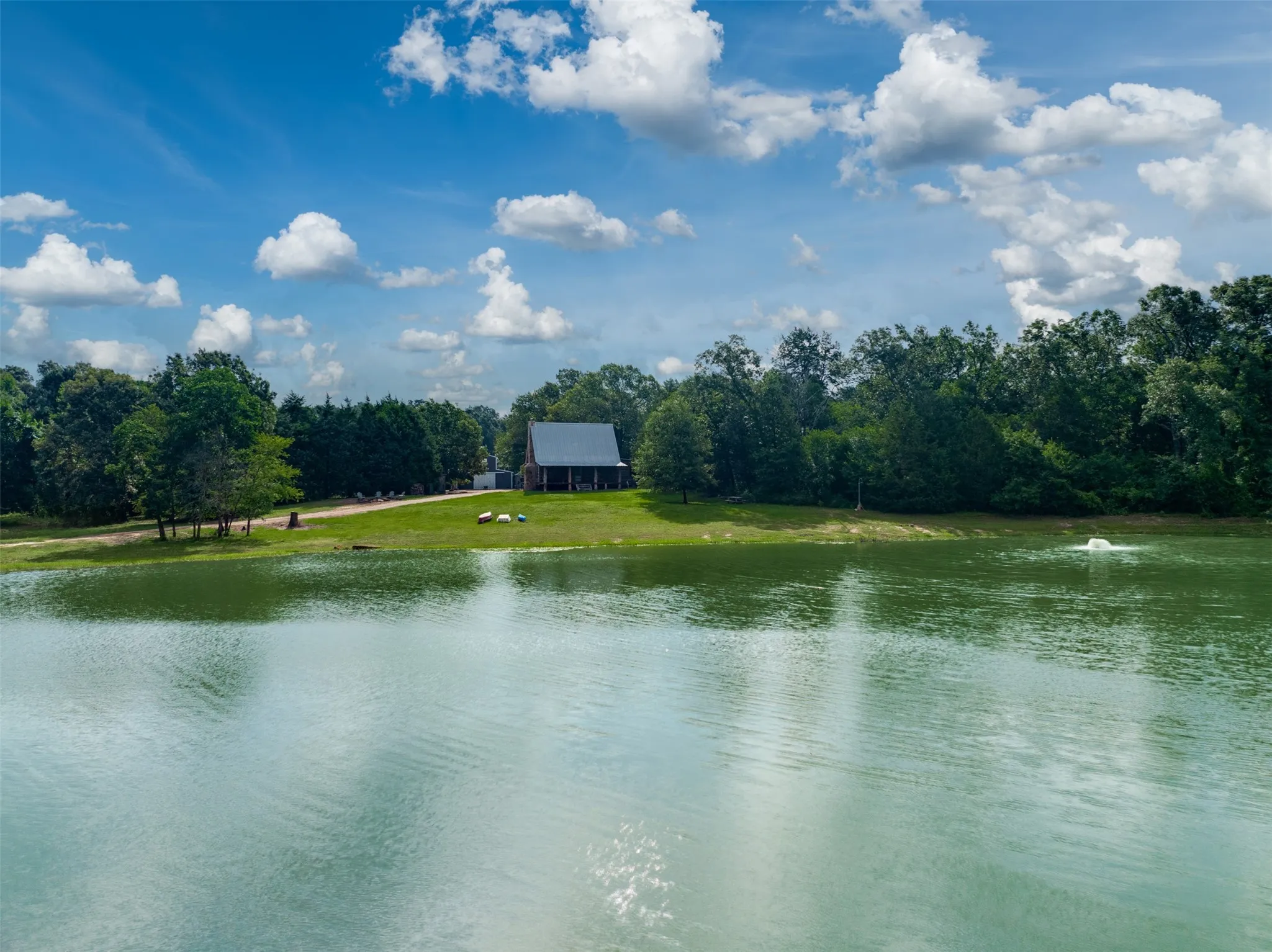 Farm For Sale in Anderson County , 5109 FM 860, Montalba, Texas 75853, 5 Bedroom, 3 Bathroom, Garage spaces, 0 Sqft, built in 2019, mls#21340231, Real Estate Agent in Montalba, Homes For Sale in Anderson county, Homes For Sale in Montalba, Realtor in Montalba Texas, Real Estate Brokerage Independent Realty Texas, Luminita Cordes Realtor