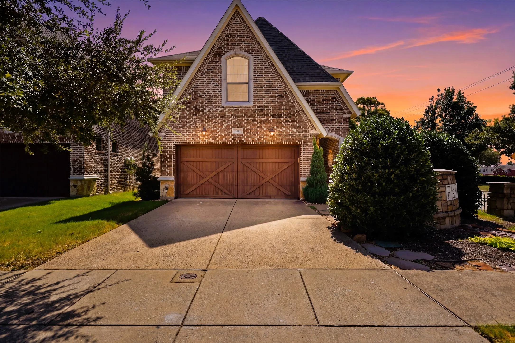 Single Family Residence For Sale in Dallas County , 704 Davinci Court, Coppell, Texas 75019, 4 Bedroom, 3 Bathroom, 2 Garage spaces, 2,572 Sqft, built in 2013, mls#21338250, Real Estate Agent in Coppell, Homes For Sale in Dallas county, Homes For Sale in Coppell, Realtor in Coppell Texas, Real Estate Brokerage Independent Realty Texas, Luminita Cordes Realtor