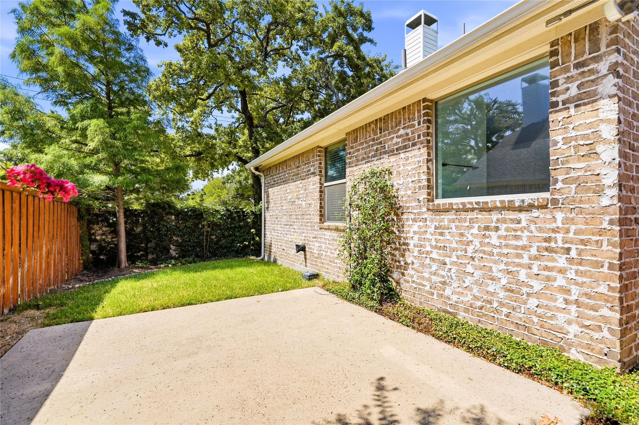 Single Family Residence For Sale in Dallas County , 704 Davinci Court, Coppell, Texas 75019, 4 Bedroom, 3 Bathroom, 2 Garage spaces, 2,572 Sqft, built in 2013, mls#21338250, Real Estate Agent in Coppell, Homes For Sale in Dallas county, Homes For Sale in Coppell, Realtor in Coppell Texas, Real Estate Brokerage Independent Realty Texas, Luminita Cordes Realtor
