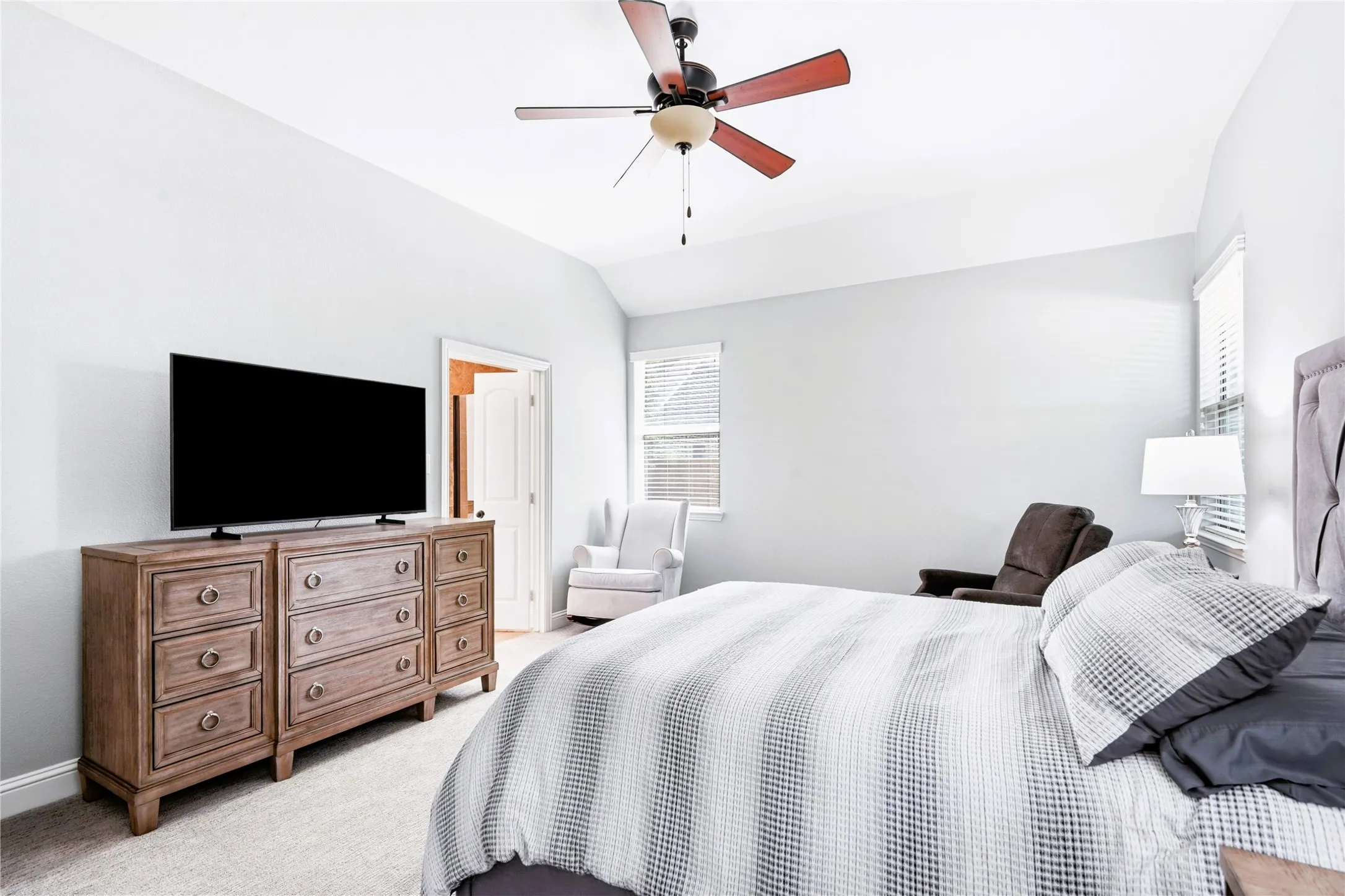 Single Family Residence For Sale in Dallas County , 704 Davinci Court, Coppell, Texas 75019, 4 Bedroom, 3 Bathroom, 2 Garage spaces, 2,572 Sqft, built in 2013, mls#21338250, Real Estate Agent in Coppell, Homes For Sale in Dallas county, Homes For Sale in Coppell, Realtor in Coppell Texas, Real Estate Brokerage Independent Realty Texas, Luminita Cordes Realtor