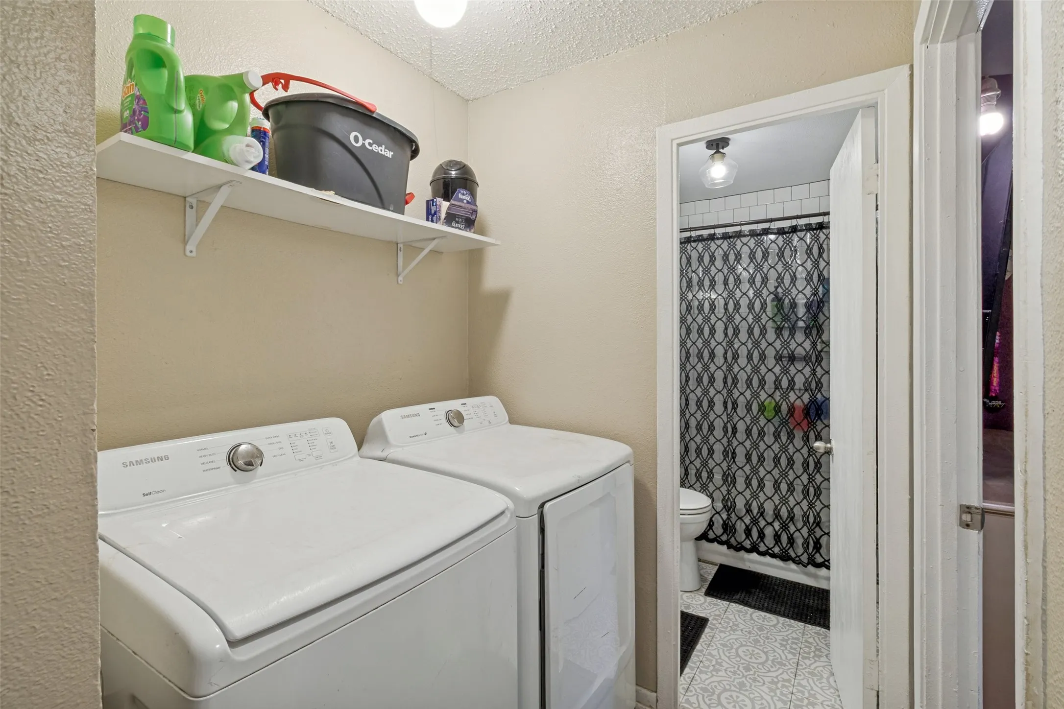 Single Family Residence For Sale in Dallas County , 917 Grande Drive, Mesquite, Texas 75149, 3 Bedroom, 1 Bathroom, Garage spaces, 925 Sqft, built in 1955, mls#21340804, Real Estate Agent in Mesquite, Homes For Sale in Dallas county, Homes For Sale in Mesquite, Realtor in Mesquite Texas, Real Estate Brokerage Independent Realty Texas, Luminita Cordes Realtor