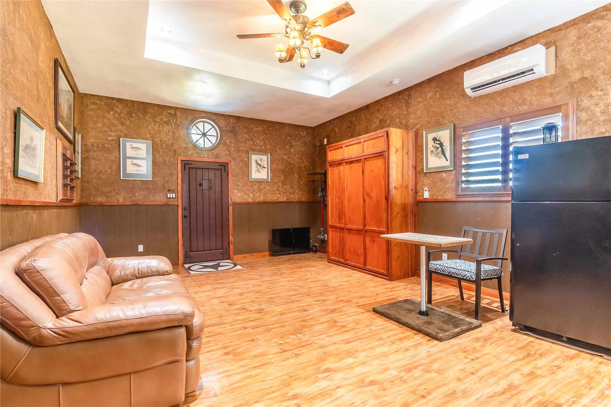 Farm For Sale in Burnet County , 800 Quarter Horse Circle, Kingsland, Texas 78639, 3 Bedroom, 2 Bathroom, Garage spaces, 2,240 Sqft, built in 2014, mls#21340815, Real Estate Agent in Kingsland, Homes For Sale in Burnet county, Homes For Sale in Kingsland, Realtor in Kingsland Texas, Real Estate Brokerage Independent Realty Texas, Luminita Cordes Realtor