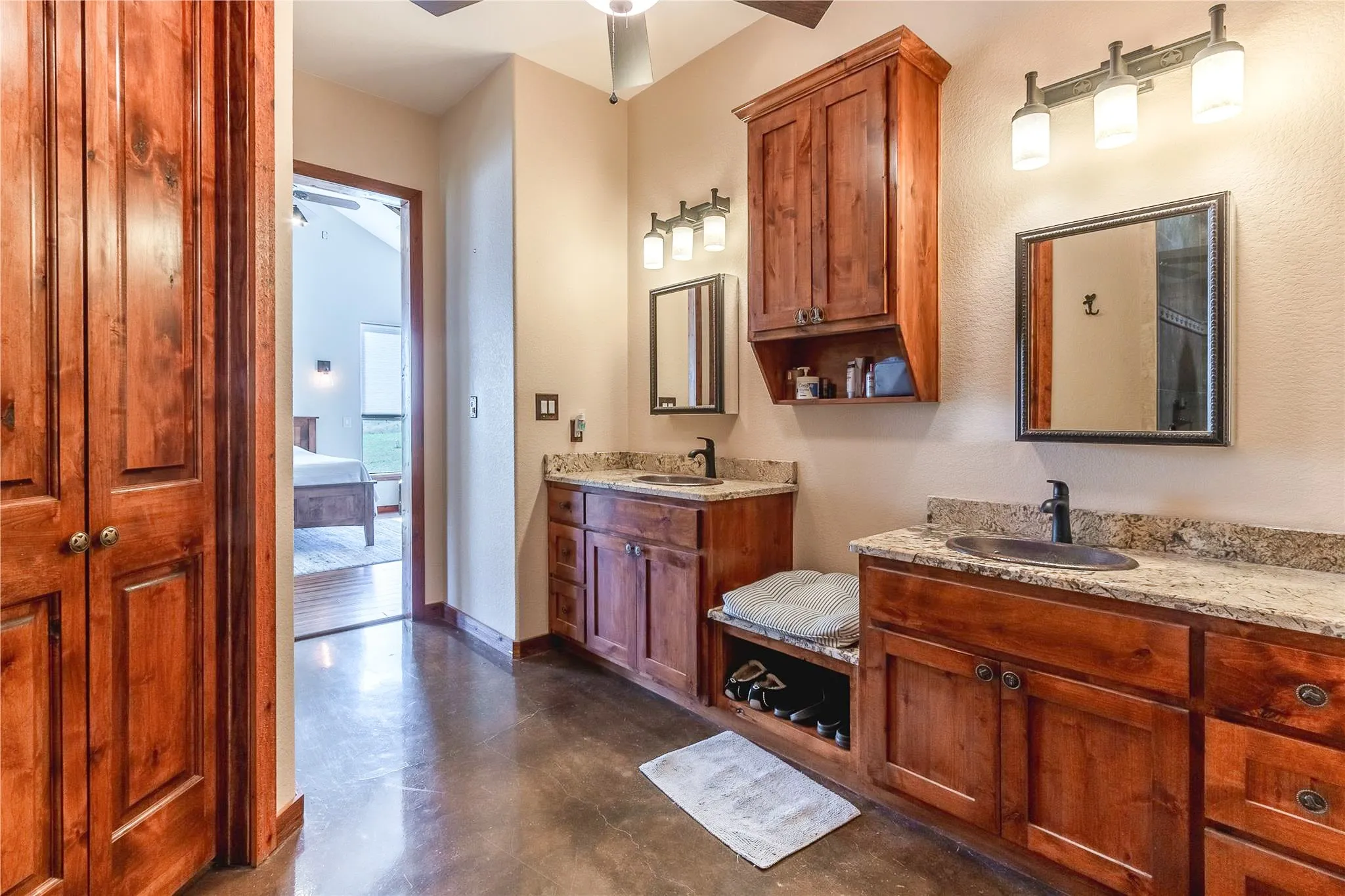 Farm For Sale in Burnet County , 800 Quarter Horse Circle, Kingsland, Texas 78639, 3 Bedroom, 2 Bathroom, Garage spaces, 2,240 Sqft, built in 2014, mls#21340815, Real Estate Agent in Kingsland, Homes For Sale in Burnet county, Homes For Sale in Kingsland, Realtor in Kingsland Texas, Real Estate Brokerage Independent Realty Texas, Luminita Cordes Realtor