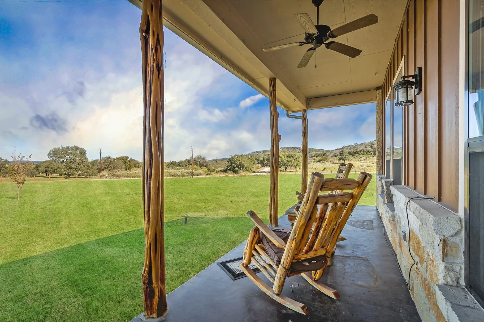 Farm For Sale in Burnet County , 800 Quarter Horse Circle, Kingsland, Texas 78639, 3 Bedroom, 2 Bathroom, Garage spaces, 2,240 Sqft, built in 2014, mls#21340815, Real Estate Agent in Kingsland, Homes For Sale in Burnet county, Homes For Sale in Kingsland, Realtor in Kingsland Texas, Real Estate Brokerage Independent Realty Texas, Luminita Cordes Realtor