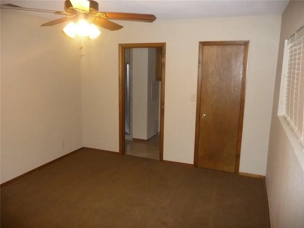 Single Family Residence For Rent in Collin County , 898 Ridgeview Road, Melissa, Texas 75454, 3 Bedrooms, 3 Bathrooms, 2 Garage spaces, 2,131 Sqft, built in 1981, Price $2,000, mls#21340827, Real Estate Agent in Melissa, Homes For Rent in Collin county, Homes For Rent in Melissa, Realtor in Melissa Texas, Real Estate Brokerage Independent Realty Texas, Luminita Cordes Realtor