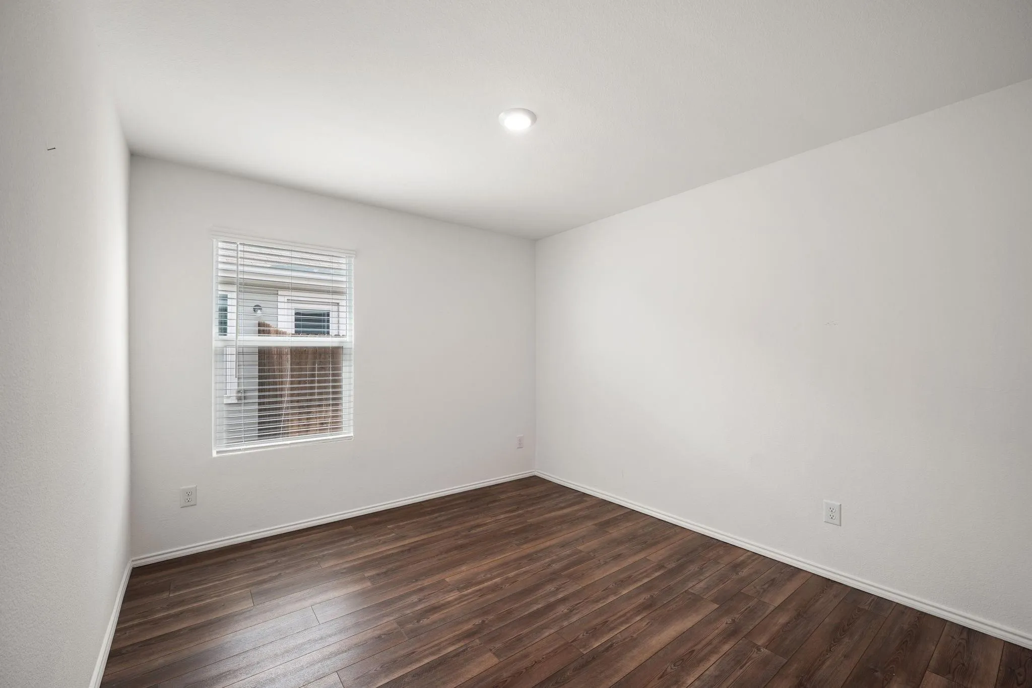 Single Family Residence For Rent in Collin County , 7509 Gray Wolf Lane, Mc Kinney, Texas 75071, 3 Bedroom, 2 Bathroom, 2 Garage spaces, 1,407 Sqft, built in 2021, mls#21340835, Real Estate Agent in Mc Kinney, Homes For Rent in Collin county, Homes For Rent in Mc Kinney, Realtor in Mc Kinney Texas, Real Estate Brokerage Independent Realty Texas, Luminita Cordes Realtor