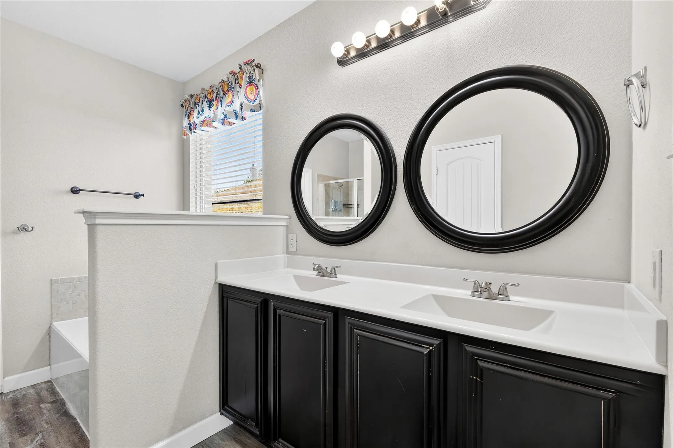 Single Family Residence For Sale in Collin County , 502 Fountain View Lane, Josephine, Texas 75173, 4 Bedroom, 3 Bathroom, 2 Garage spaces, 2,255 Sqft, built in 2013, mls#21339379, Real Estate Agent in Josephine, Homes For Sale in Collin county, Homes For Sale in Josephine, Realtor in Josephine Texas, Real Estate Brokerage Independent Realty Texas, Luminita Cordes Realtor