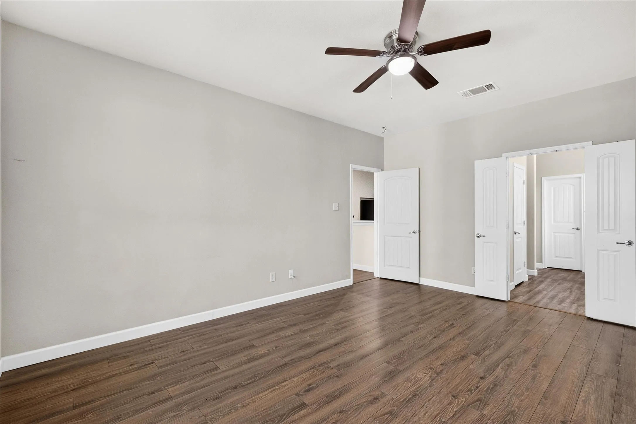 Single Family Residence For Sale in Collin County , 502 Fountain View Lane, Josephine, Texas 75173, 4 Bedroom, 3 Bathroom, 2 Garage spaces, 2,255 Sqft, built in 2013, mls#21339379, Real Estate Agent in Josephine, Homes For Sale in Collin county, Homes For Sale in Josephine, Realtor in Josephine Texas, Real Estate Brokerage Independent Realty Texas, Luminita Cordes Realtor