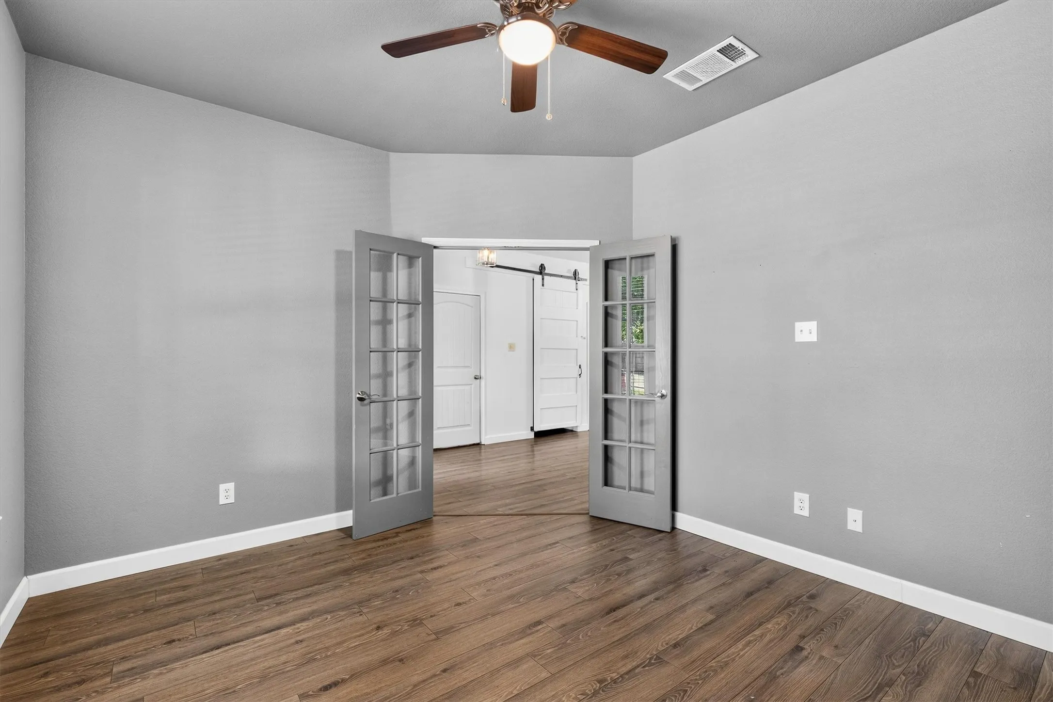 Single Family Residence For Sale in Collin County , 502 Fountain View Lane, Josephine, Texas 75173, 4 Bedroom, 3 Bathroom, 2 Garage spaces, 2,255 Sqft, built in 2013, mls#21339379, Real Estate Agent in Josephine, Homes For Sale in Collin county, Homes For Sale in Josephine, Realtor in Josephine Texas, Real Estate Brokerage Independent Realty Texas, Luminita Cordes Realtor