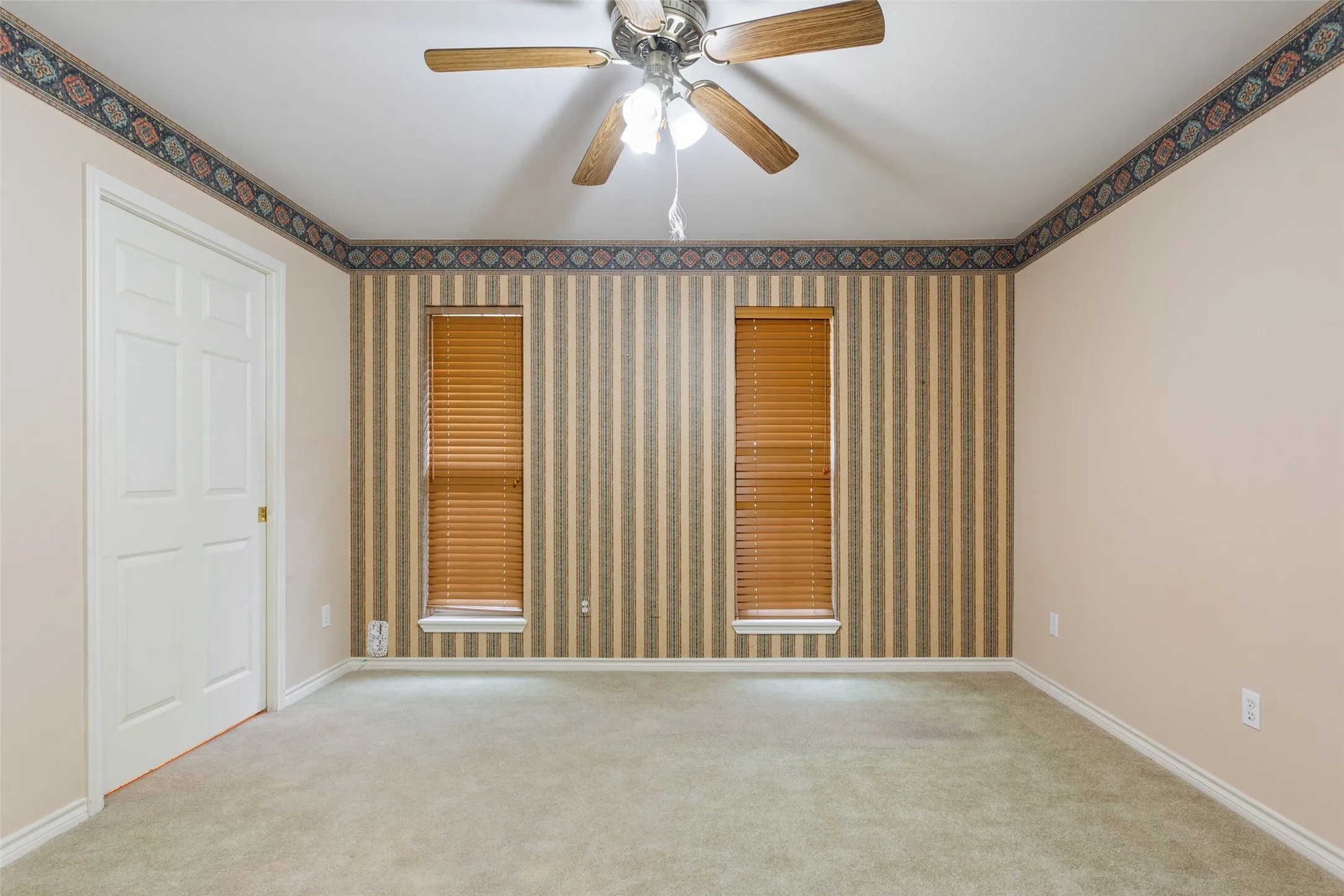 Single Family Residence For Sale in Freestone County , 804 Canary Lane, Fairfield, Texas 75840, 2 Bedrooms, 2 Bathrooms, 2 Garage spaces, 1,567 Sqft, built in 2001, Price $349,500, mls#21340771, Real Estate Agent in Fairfield, Homes For Sale in Freestone county, Homes For Sale in Fairfield, Realtor in Fairfield Texas, Real Estate Brokerage Independent Realty Texas, Luminita Cordes Realtor
