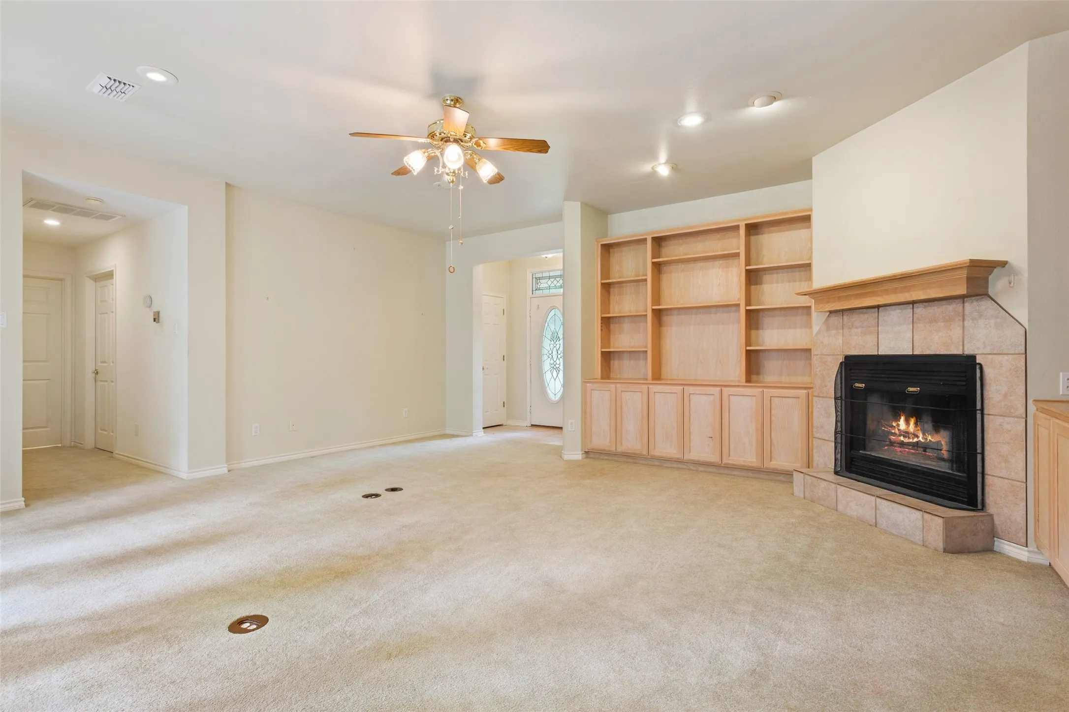 Single Family Residence For Sale in Freestone County , 804 Canary Lane, Fairfield, Texas 75840, 2 Bedrooms, 2 Bathrooms, 2 Garage spaces, 1,567 Sqft, built in 2001, Price $349,500, mls#21340771, Real Estate Agent in Fairfield, Homes For Sale in Freestone county, Homes For Sale in Fairfield, Realtor in Fairfield Texas, Real Estate Brokerage Independent Realty Texas, Luminita Cordes Realtor