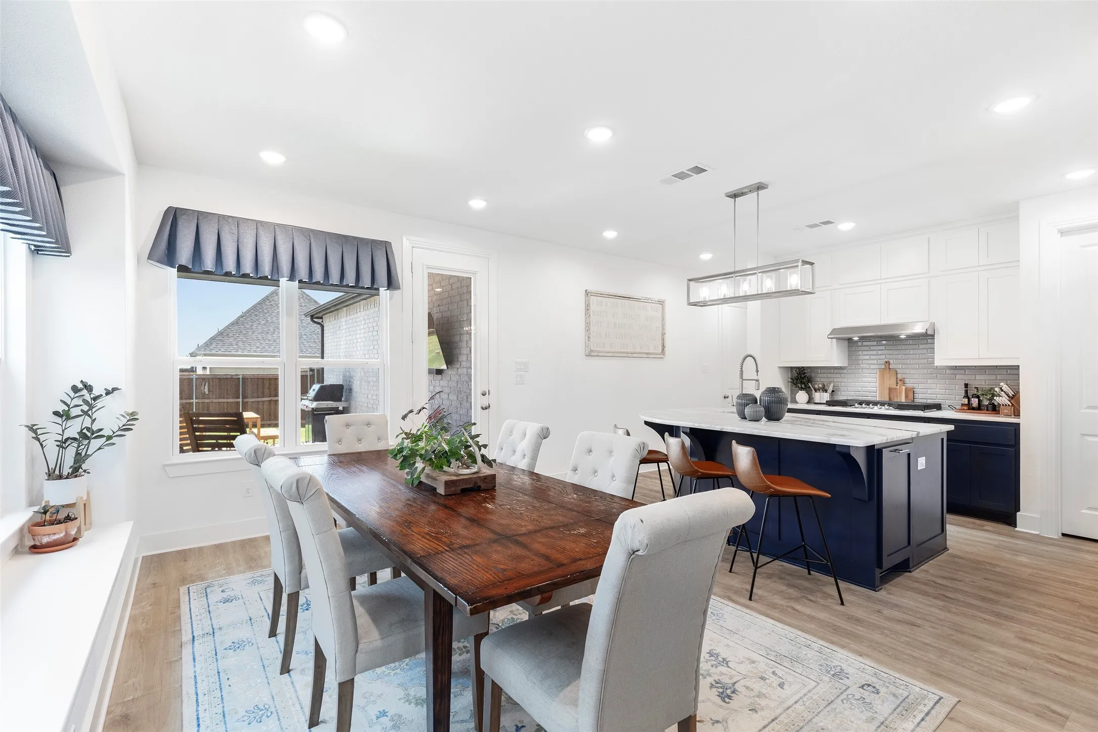 Single Family Residence For Sale in Collin County , 2704 Acadia Mews, Celina, Texas 75009, 5 Bedroom, 3 Bathroom, 2 Garage spaces, 2,521 Sqft, built in 2024, mls#21340177, Real Estate Agent in Celina, Homes For Sale in Collin county, Homes For Sale in Celina, Realtor in Celina Texas, Real Estate Brokerage Independent Realty Texas, Luminita Cordes Realtor