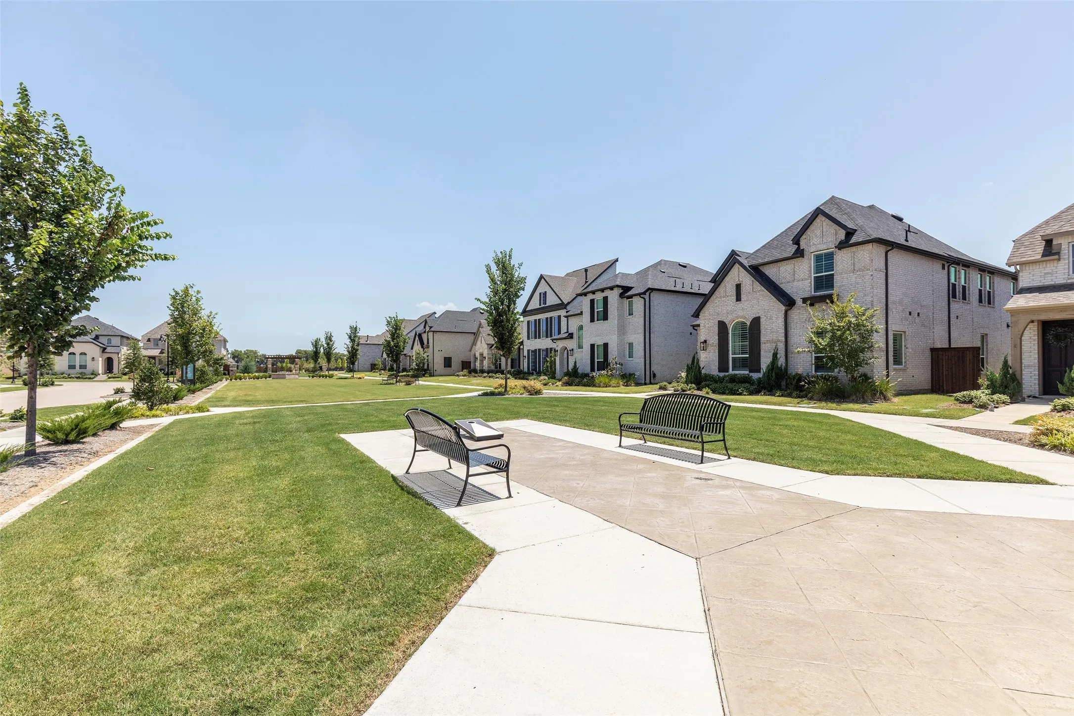 Single Family Residence For Sale in Collin County , 2704 Acadia Mews, Celina, Texas 75009, 5 Bedroom, 3 Bathroom, 2 Garage spaces, 2,521 Sqft, built in 2024, mls#21340177, Real Estate Agent in Celina, Homes For Sale in Collin county, Homes For Sale in Celina, Realtor in Celina Texas, Real Estate Brokerage Independent Realty Texas, Luminita Cordes Realtor