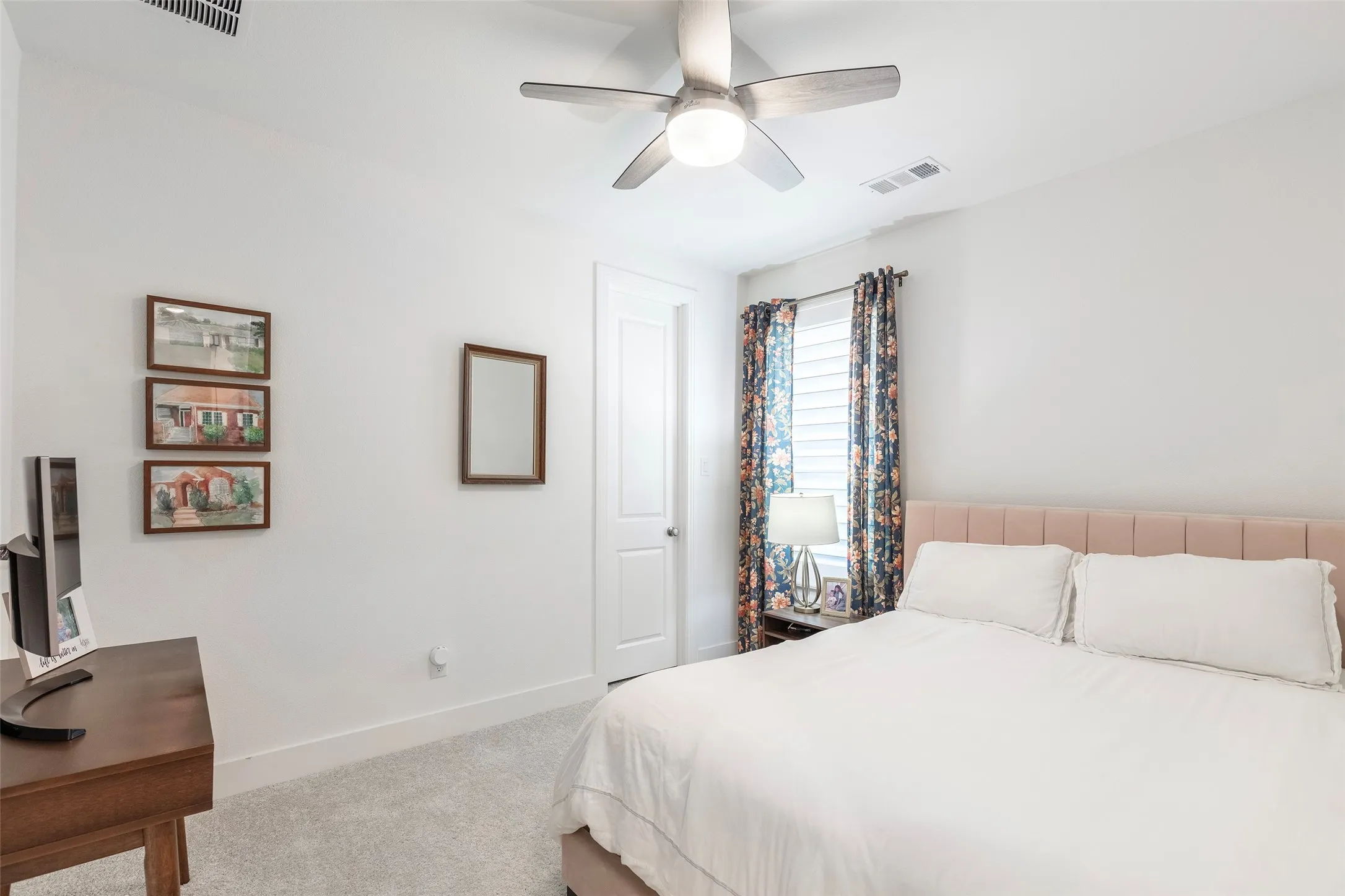 Single Family Residence For Sale in Collin County , 2704 Acadia Mews, Celina, Texas 75009, 5 Bedroom, 3 Bathroom, 2 Garage spaces, 2,521 Sqft, built in 2024, mls#21340177, Real Estate Agent in Celina, Homes For Sale in Collin county, Homes For Sale in Celina, Realtor in Celina Texas, Real Estate Brokerage Independent Realty Texas, Luminita Cordes Realtor