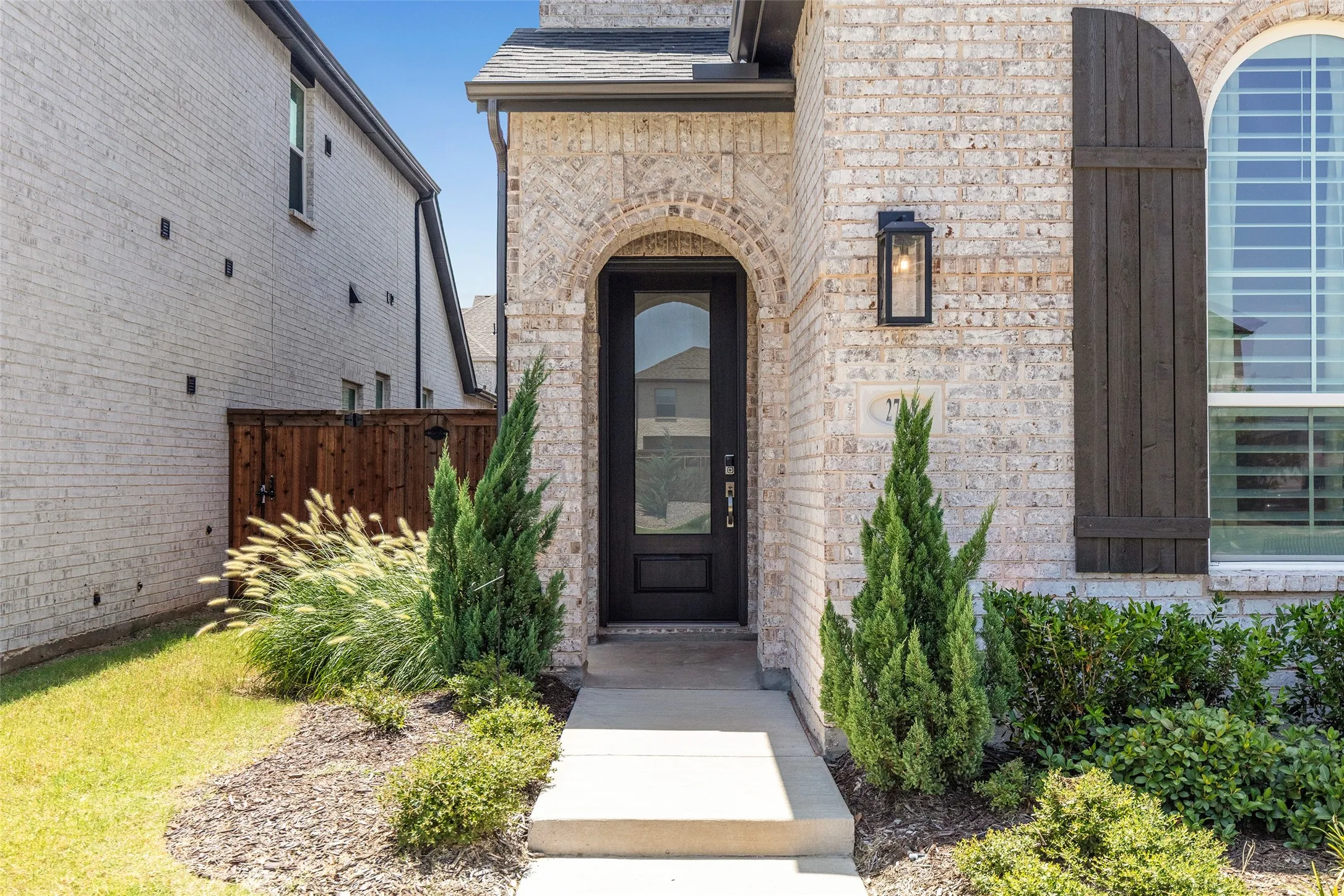Single Family Residence For Sale in Collin County , 2704 Acadia Mews, Celina, Texas 75009, 5 Bedroom, 3 Bathroom, 2 Garage spaces, 2,521 Sqft, built in 2024, mls#21340177, Real Estate Agent in Celina, Homes For Sale in Collin county, Homes For Sale in Celina, Realtor in Celina Texas, Real Estate Brokerage Independent Realty Texas, Luminita Cordes Realtor