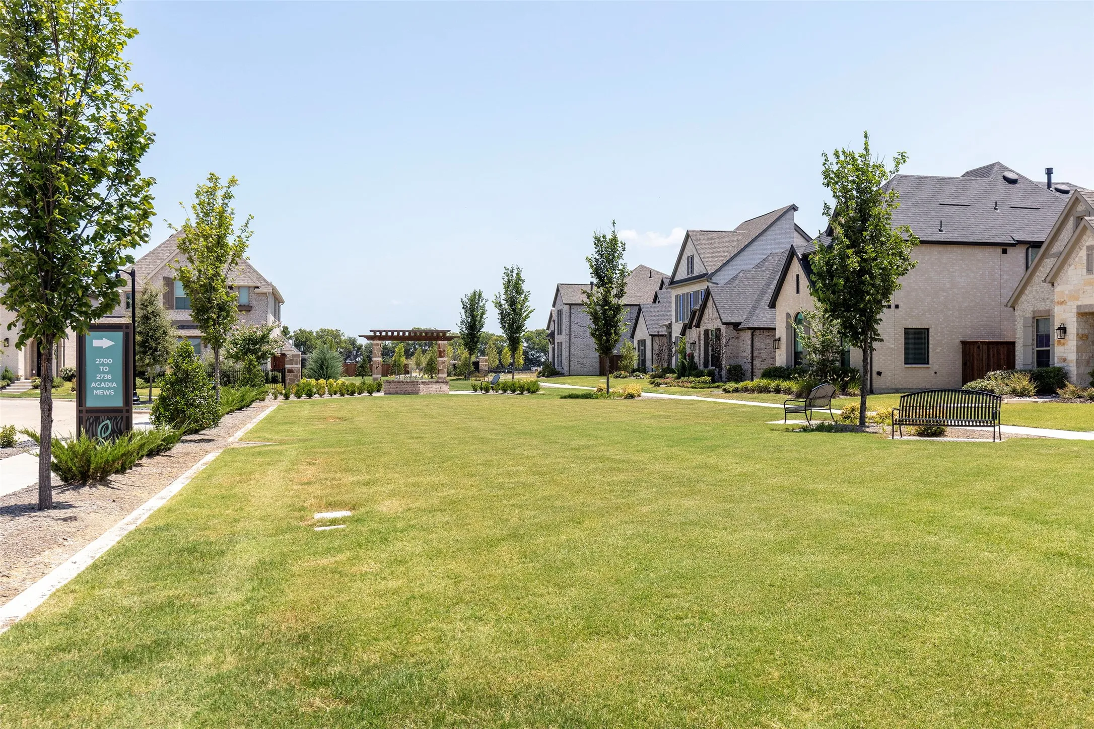 Single Family Residence For Sale in Collin County , 2704 Acadia Mews, Celina, Texas 75009, 5 Bedroom, 3 Bathroom, 2 Garage spaces, 2,521 Sqft, built in 2024, mls#21340177, Real Estate Agent in Celina, Homes For Sale in Collin county, Homes For Sale in Celina, Realtor in Celina Texas, Real Estate Brokerage Independent Realty Texas, Luminita Cordes Realtor