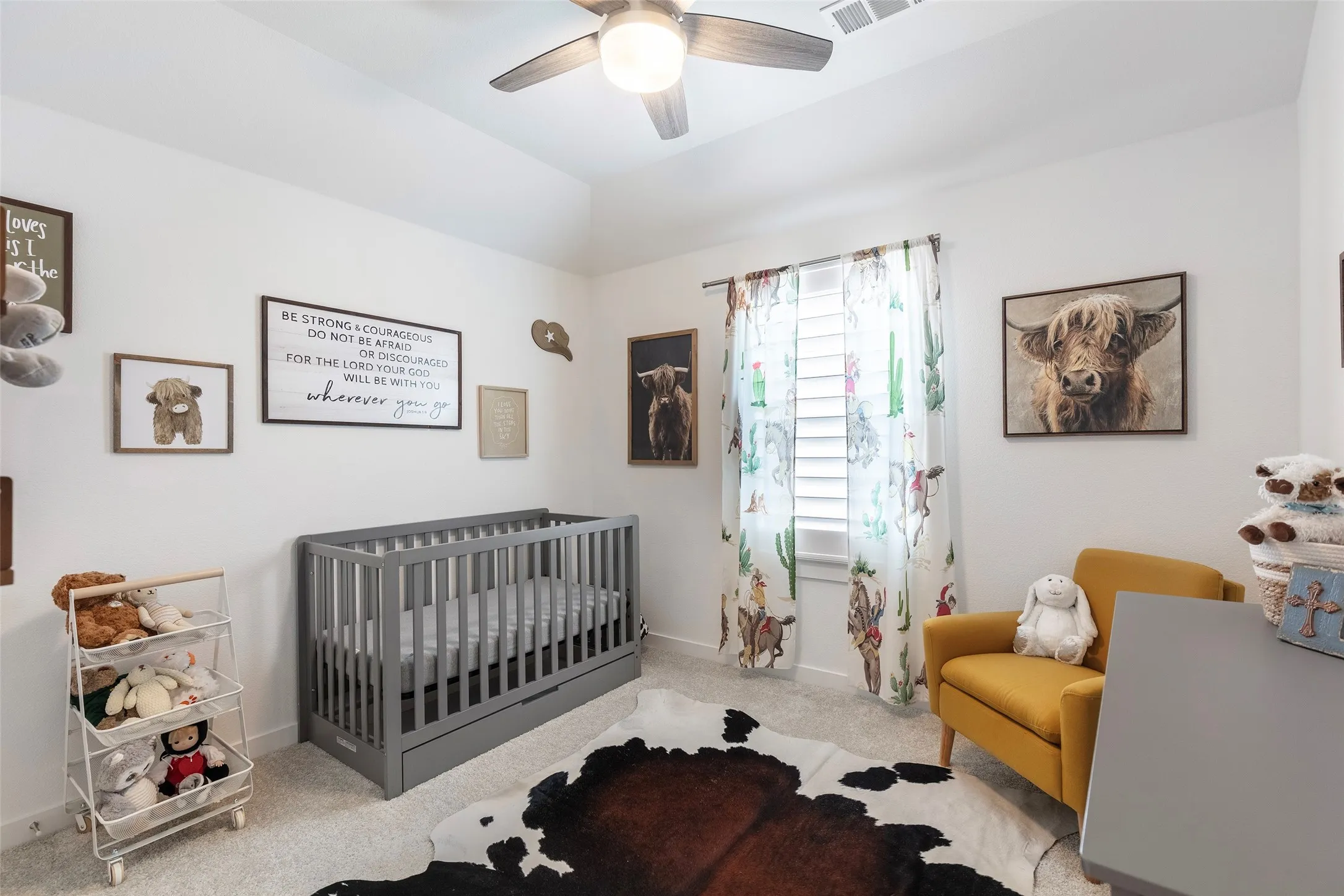 Single Family Residence For Sale in Collin County , 2704 Acadia Mews, Celina, Texas 75009, 5 Bedroom, 3 Bathroom, 2 Garage spaces, 2,521 Sqft, built in 2024, mls#21340177, Real Estate Agent in Celina, Homes For Sale in Collin county, Homes For Sale in Celina, Realtor in Celina Texas, Real Estate Brokerage Independent Realty Texas, Luminita Cordes Realtor