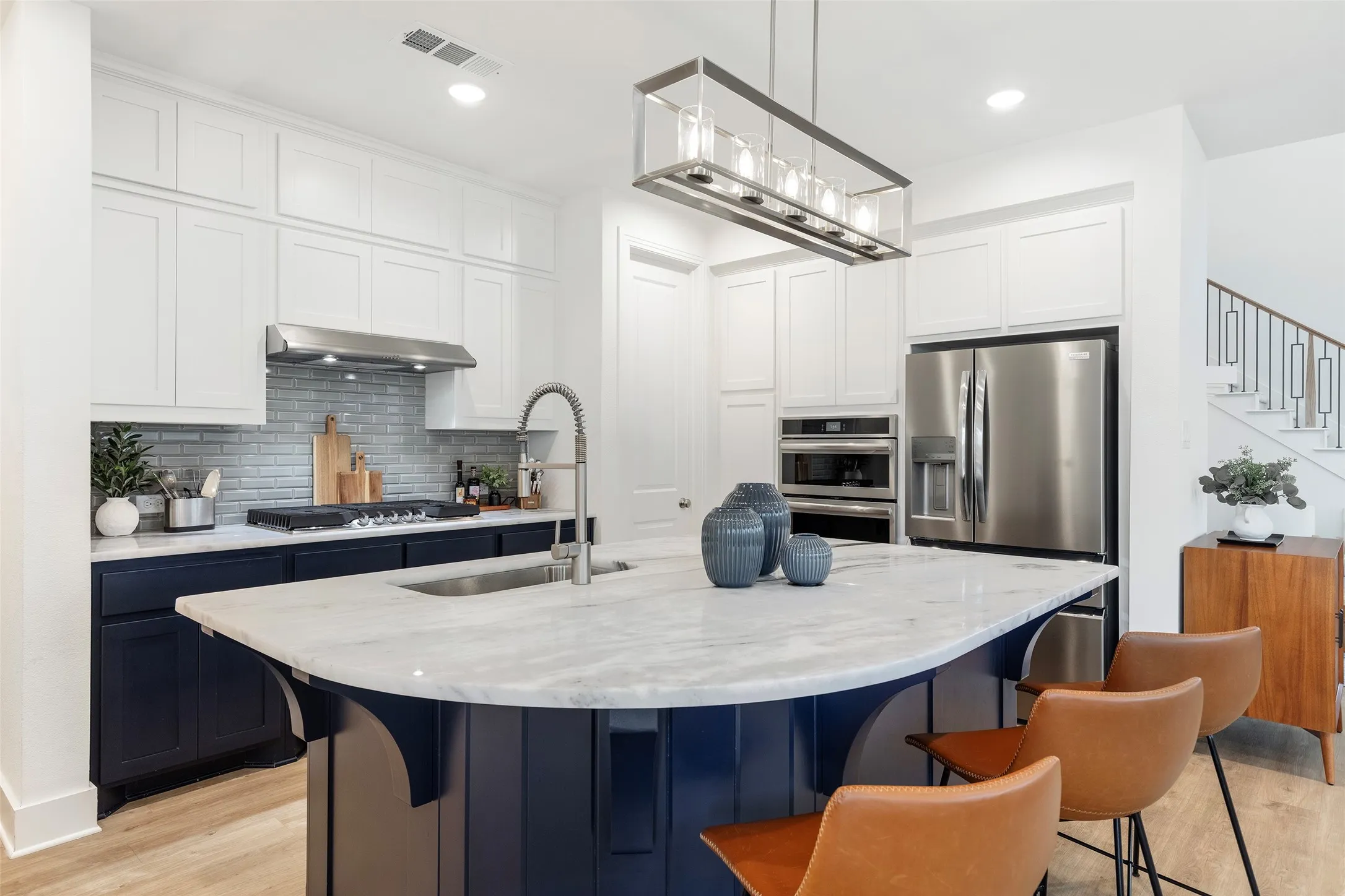 Single Family Residence For Sale in Collin County , 2704 Acadia Mews, Celina, Texas 75009, 5 Bedroom, 3 Bathroom, 2 Garage spaces, 2,521 Sqft, built in 2024, mls#21340177, Real Estate Agent in Celina, Homes For Sale in Collin county, Homes For Sale in Celina, Realtor in Celina Texas, Real Estate Brokerage Independent Realty Texas, Luminita Cordes Realtor
