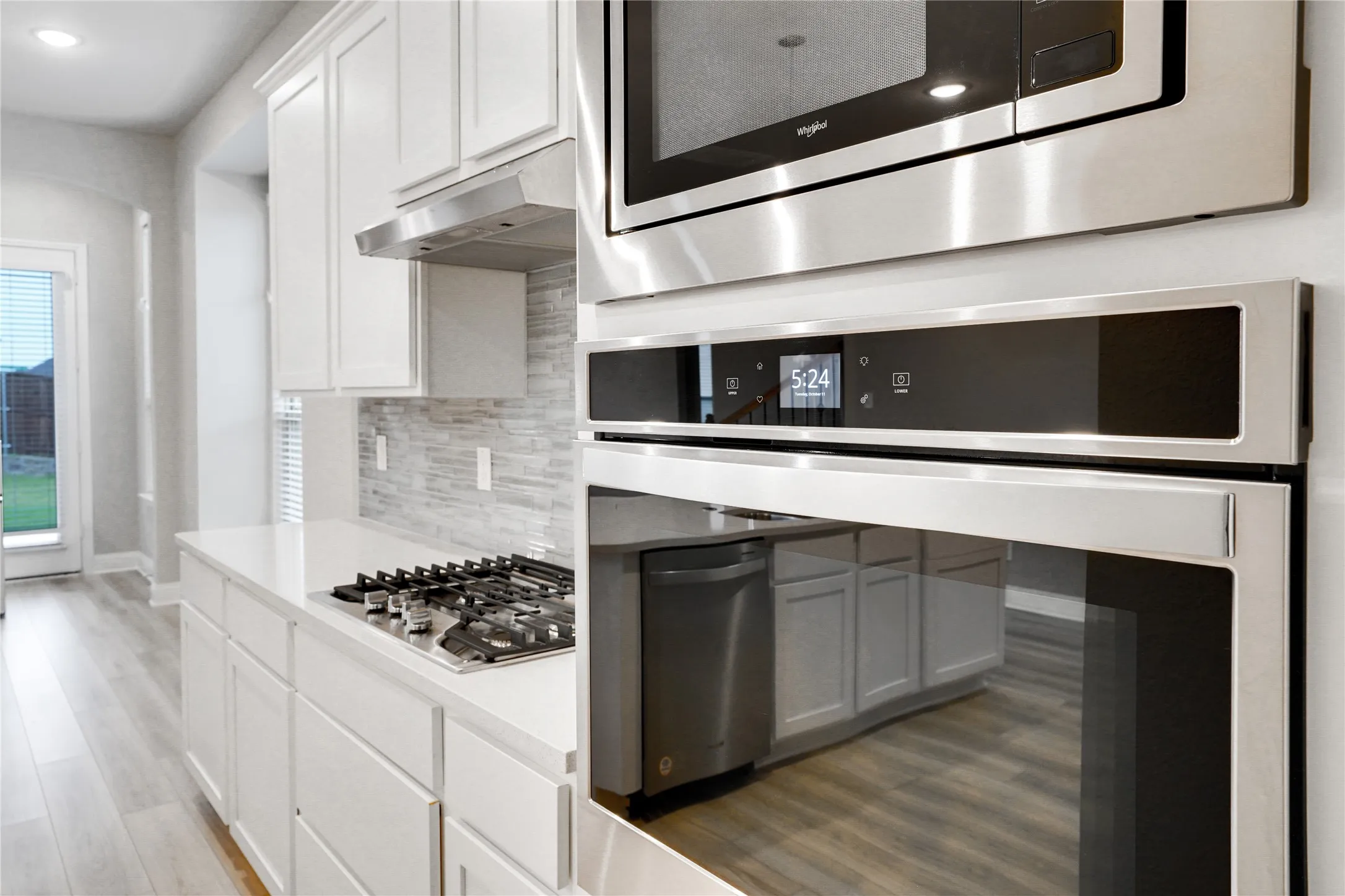 Single Family Residence For Sale in Denton County , 1521 Bison Trail, Aubrey, Texas 76227, 5 Bedroom, 4 Bathroom, 3 Garage spaces, 4,000 Sqft, built in 2022, mls#21340076, Real Estate Agent in Aubrey, Homes For Sale in Denton county, Homes For Sale in Aubrey, Realtor in Aubrey Texas, Real Estate Brokerage Independent Realty Texas, Luminita Cordes Realtor