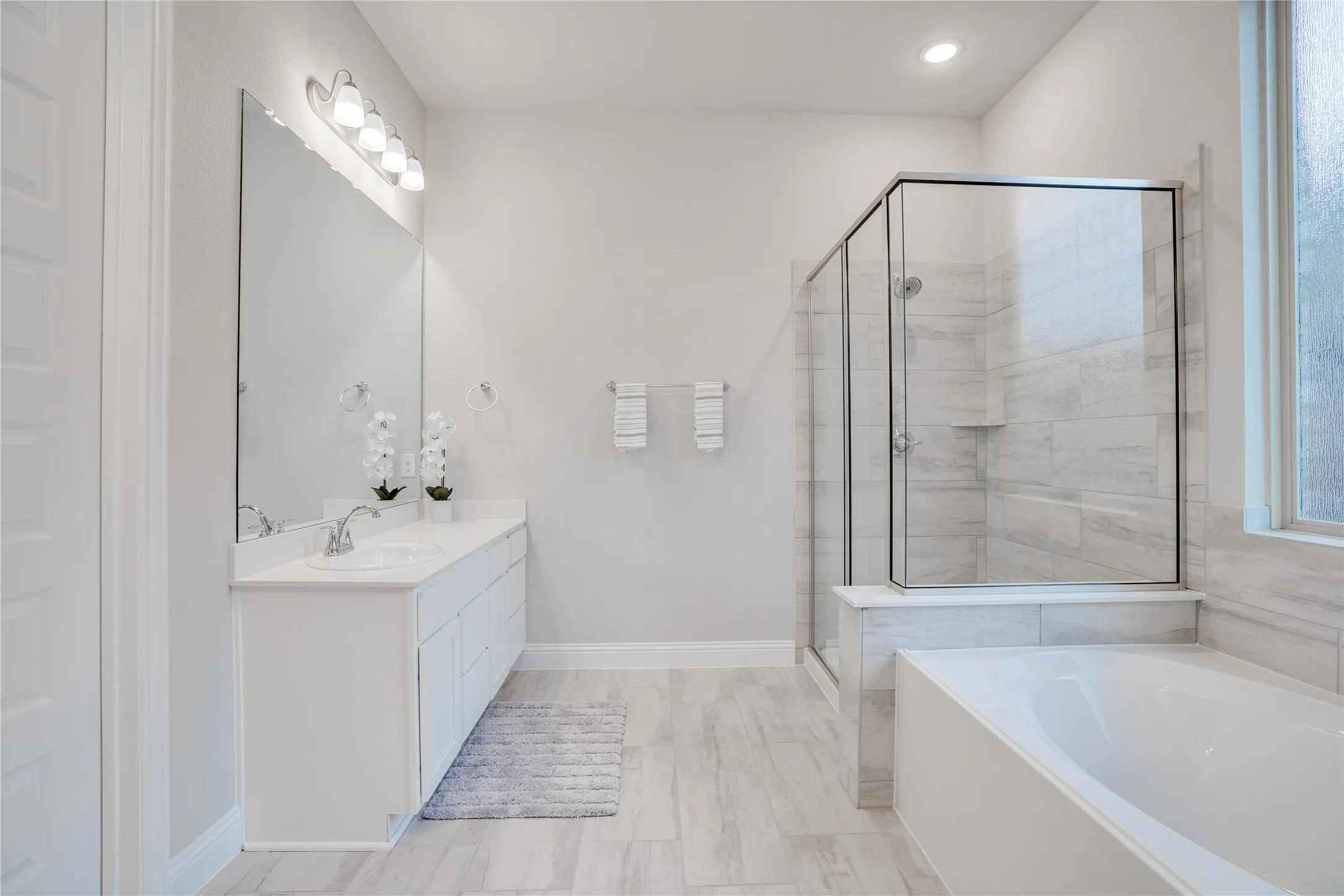 Single Family Residence For Sale in Denton County , 1521 Bison Trail, Aubrey, Texas 76227, 5 Bedroom, 4 Bathroom, 3 Garage spaces, 4,000 Sqft, built in 2022, mls#21340076, Real Estate Agent in Aubrey, Homes For Sale in Denton county, Homes For Sale in Aubrey, Realtor in Aubrey Texas, Real Estate Brokerage Independent Realty Texas, Luminita Cordes Realtor
