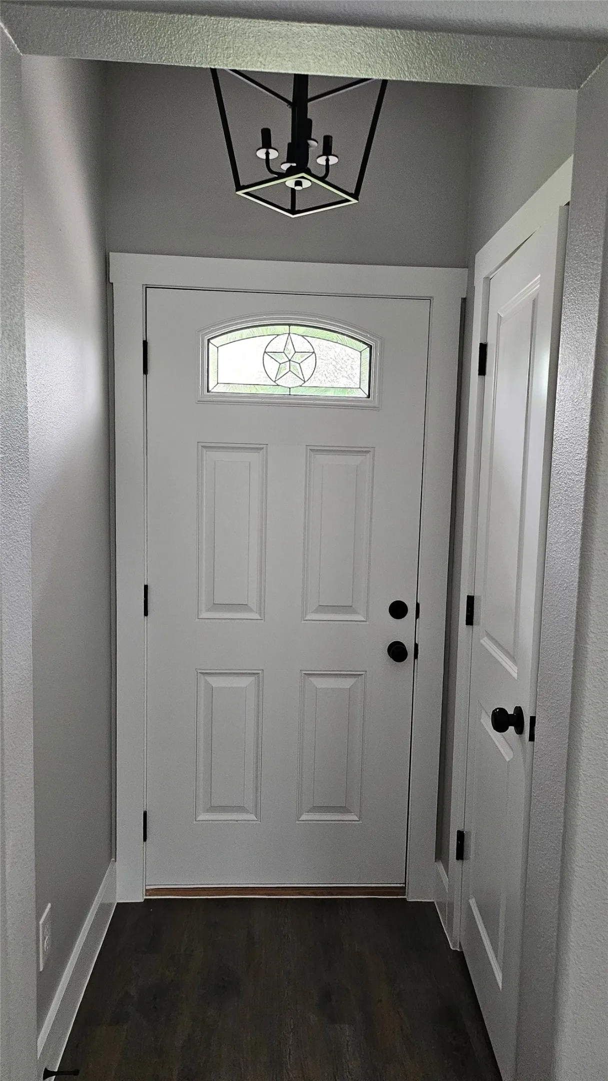 Single Family Residence For Rent in Grayson County , 931 West Elm Street, Denison, Texas 75020, 3 Bedroom, 2 Bathroom, Garage spaces, 1,226 Sqft, built in 2024, mls#21340816, Real Estate Agent in Denison, Homes For Rent in Grayson county, Homes For Rent in Denison, Realtor in Denison Texas, Real Estate Brokerage Independent Realty Texas, Luminita Cordes Realtor