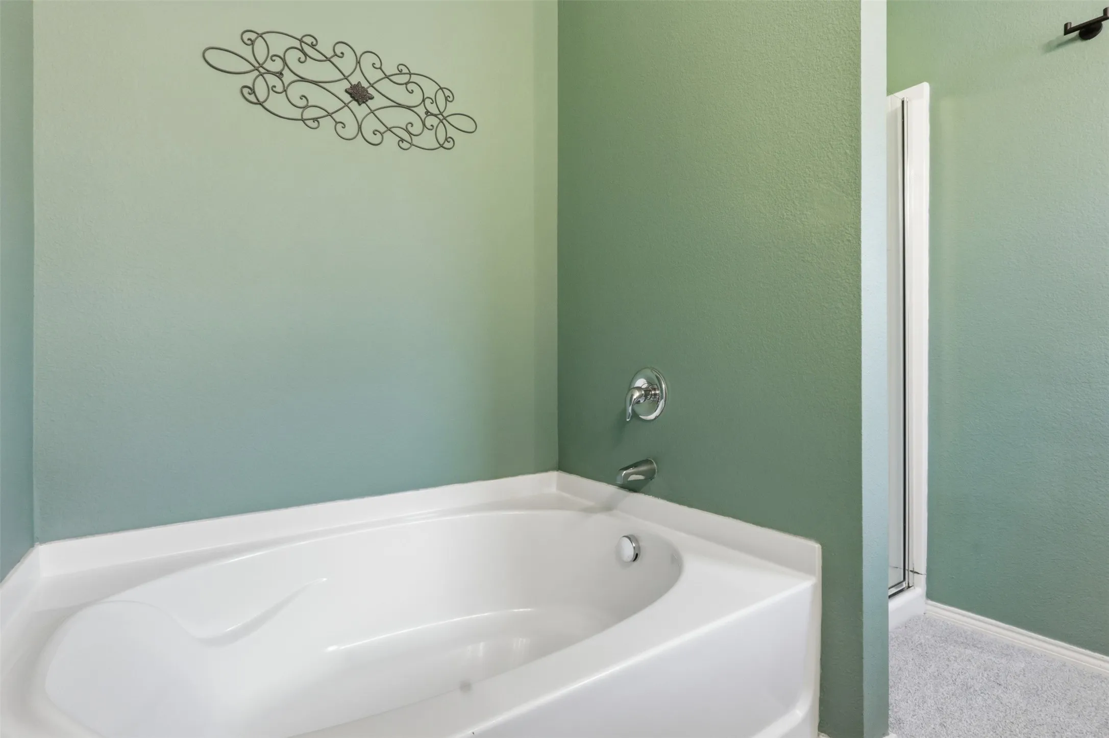 Single Family Residence For Sale in Tarrant County , 5925 Mountain Bluff Drive, Fort Worth, Texas 76179, 3 Bedroom, 2 Bathroom, 2 Garage spaces, 1,470 Sqft, built in 2014, mls#21338322, Real Estate Agent in Fort Worth, Homes For Sale in Tarrant county, Homes For Sale in Fort Worth, Realtor in Fort Worth Texas, Real Estate Brokerage Independent Realty Texas, Luminita Cordes Realtor