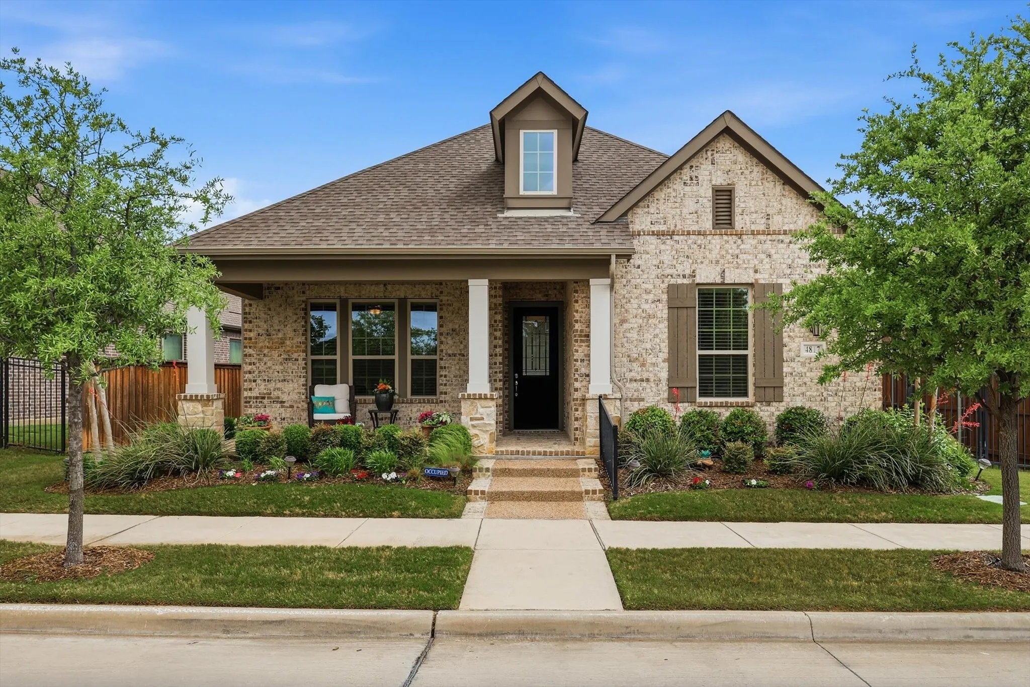 Single Family Residence For Rent in Tarrant County , 4817 Beaver Creek Drive, Arlington, Texas 76005, 2 Bedroom, 2 Bathroom, 2 Garage spaces, 2,264 Sqft, built in 2021, mls#21340584, Real Estate Agent in Arlington, Homes For Rent in Tarrant county, Homes For Rent in Arlington, Realtor in Arlington Texas, Real Estate Brokerage Independent Realty Texas, Luminita Cordes Realtor
