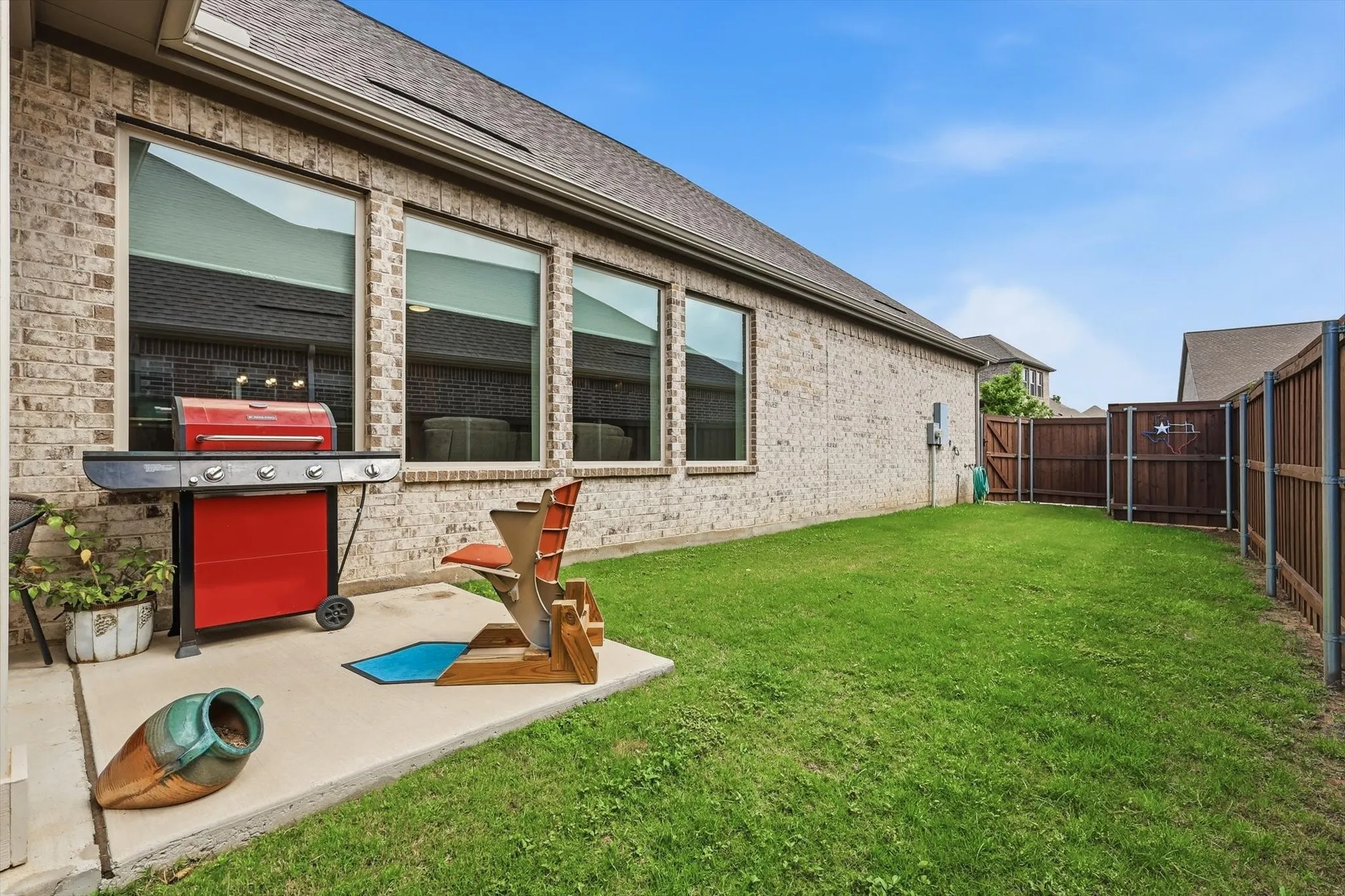 Single Family Residence For Rent in Tarrant County , 4817 Beaver Creek Drive, Arlington, Texas 76005, 2 Bedroom, 2 Bathroom, 2 Garage spaces, 2,264 Sqft, built in 2021, mls#21340584, Real Estate Agent in Arlington, Homes For Rent in Tarrant county, Homes For Rent in Arlington, Realtor in Arlington Texas, Real Estate Brokerage Independent Realty Texas, Luminita Cordes Realtor