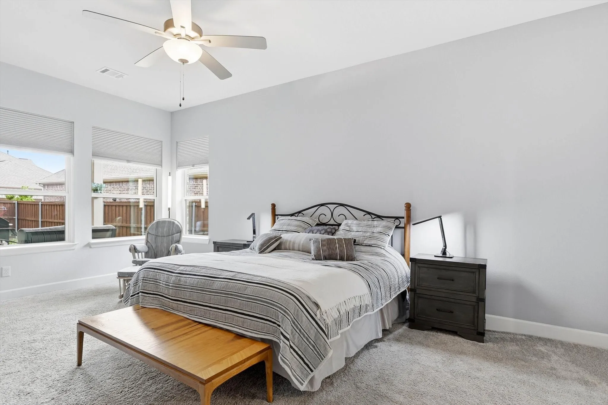Single Family Residence For Rent in Tarrant County , 4817 Beaver Creek Drive, Arlington, Texas 76005, 2 Bedroom, 2 Bathroom, 2 Garage spaces, 2,264 Sqft, built in 2021, mls#21340584, Real Estate Agent in Arlington, Homes For Rent in Tarrant county, Homes For Rent in Arlington, Realtor in Arlington Texas, Real Estate Brokerage Independent Realty Texas, Luminita Cordes Realtor
