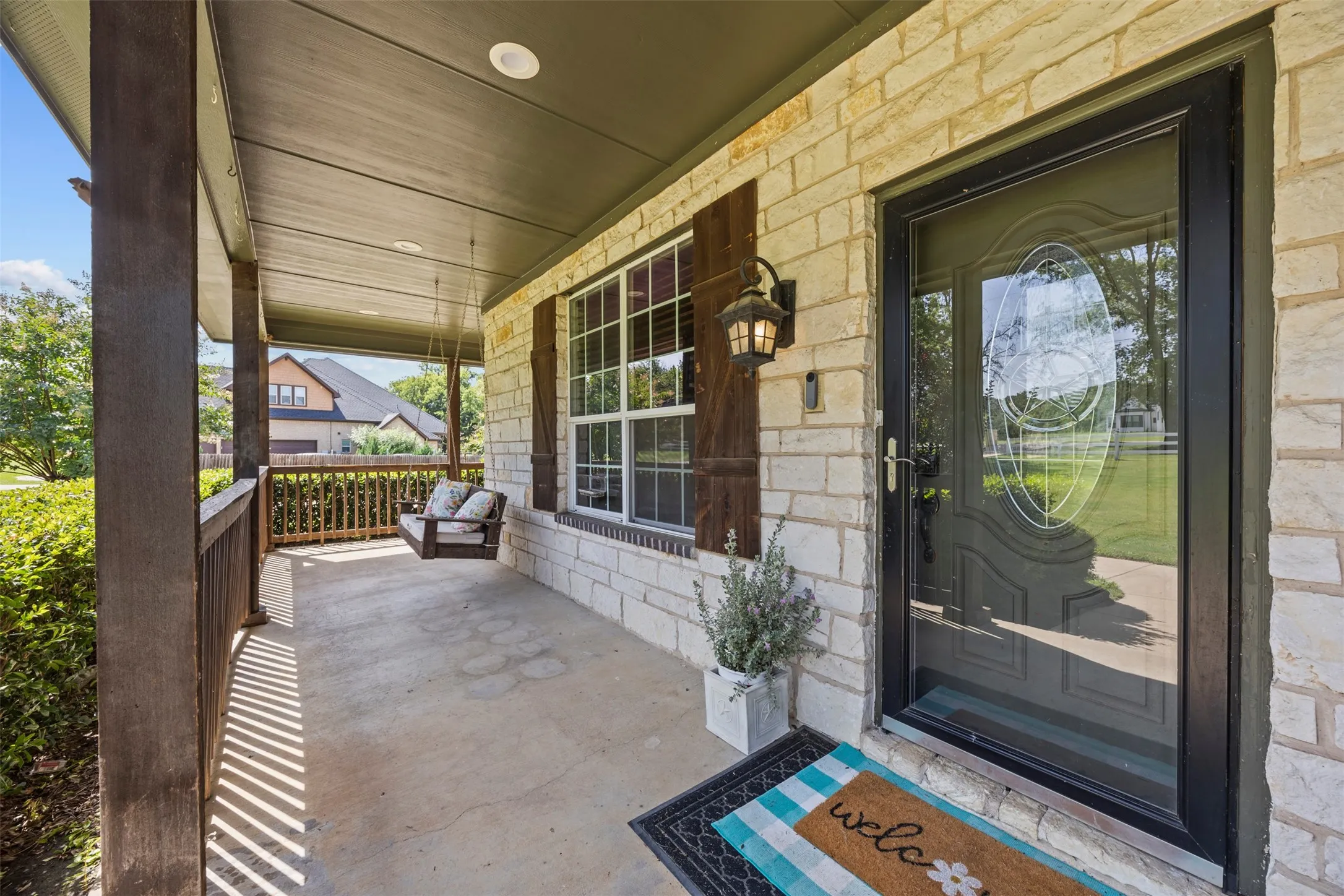 Single Family Residence For Sale in Johnson County , 3175 Collins Road, Burleson, Texas 76028, 6 Bedroom, 4 Bathroom, 4 Garage spaces, 5,200 Sqft, built in 2008, mls#21340895, Real Estate Agent in Burleson, Homes For Sale in Johnson county, Homes For Sale in Burleson, Realtor in Burleson Texas, Real Estate Brokerage Independent Realty Texas, Luminita Cordes Realtor
