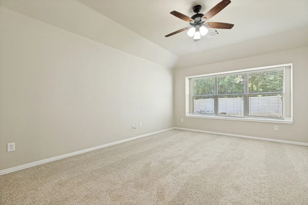 Single Family Residence For Sale in Denton County , 1504 Oakcrest Drive, Providence Village, Texas 76227, 4 Bedroom, 2 Bathroom, 2 Garage spaces, 1,810 Sqft, built in 2004, mls#21340834, Real Estate Agent in Providence Village, Homes For Sale in Denton county, Homes For Sale in Providence Village, Realtor in Providence Village Texas, Real Estate Brokerage Independent Realty Texas, Luminita Cordes Realtor