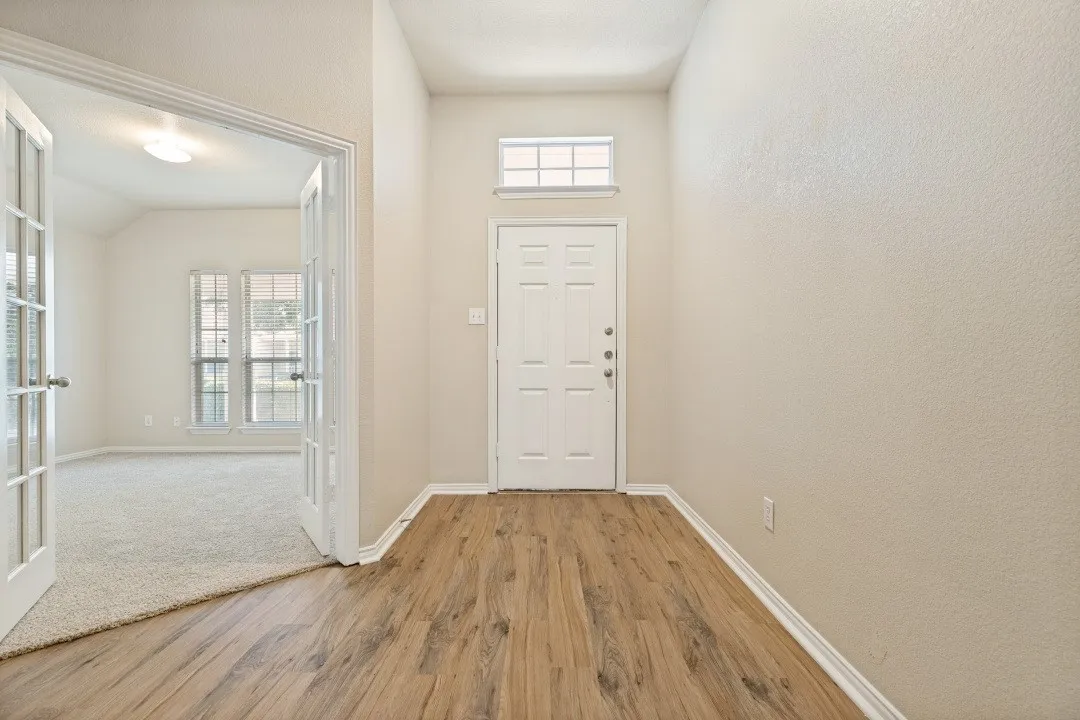 Single Family Residence For Sale in Denton County , 1504 Oakcrest Drive, Providence Village, Texas 76227, 4 Bedroom, 2 Bathroom, 2 Garage spaces, 1,810 Sqft, built in 2004, mls#21340834, Real Estate Agent in Providence Village, Homes For Sale in Denton county, Homes For Sale in Providence Village, Realtor in Providence Village Texas, Real Estate Brokerage Independent Realty Texas, Luminita Cordes Realtor