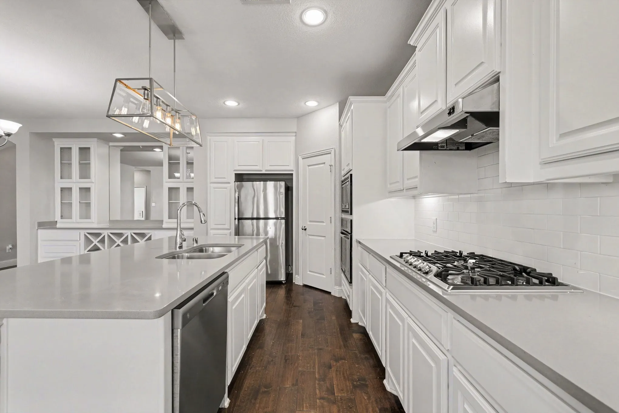 Single Family Residence For Sale in Denton County , 740 Field Crossing, Little Elm, Texas 76227, 4 Bedroom, 3 Bathroom, 2 Garage spaces, 2,786 Sqft, built in 2016, mls#21316729, Real Estate Agent in Little Elm, Homes For Sale in Denton county, Homes For Sale in Little Elm, Realtor in Little Elm Texas, Real Estate Brokerage Independent Realty Texas, Luminita Cordes Realtor
