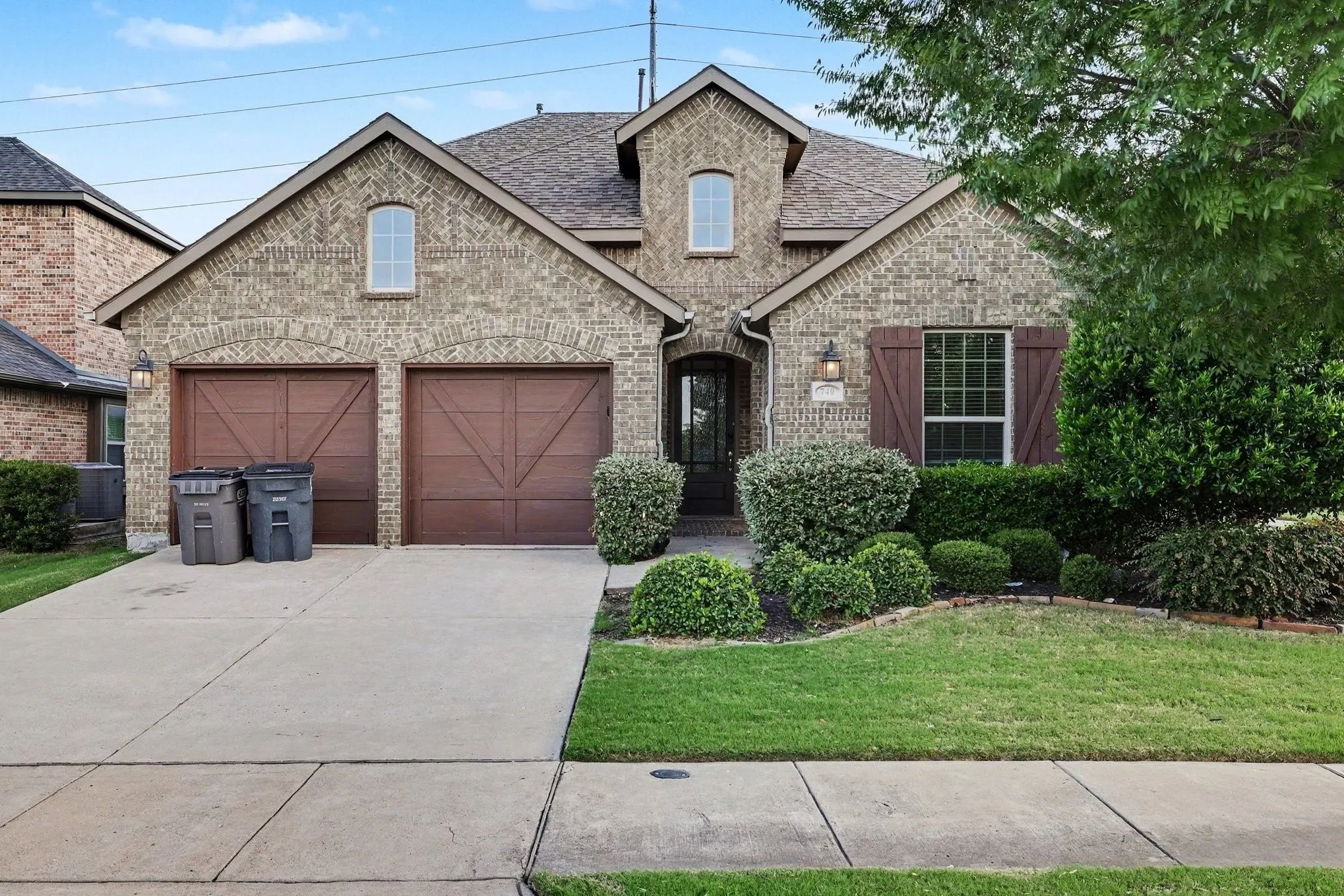 Single Family Residence For Sale in Denton County , 740 Field Crossing, Little Elm, Texas 76227, 4 Bedroom, 3 Bathroom, 2 Garage spaces, 2,786 Sqft, built in 2016, mls#21316729, Real Estate Agent in Little Elm, Homes For Sale in Denton county, Homes For Sale in Little Elm, Realtor in Little Elm Texas, Real Estate Brokerage Independent Realty Texas, Luminita Cordes Realtor