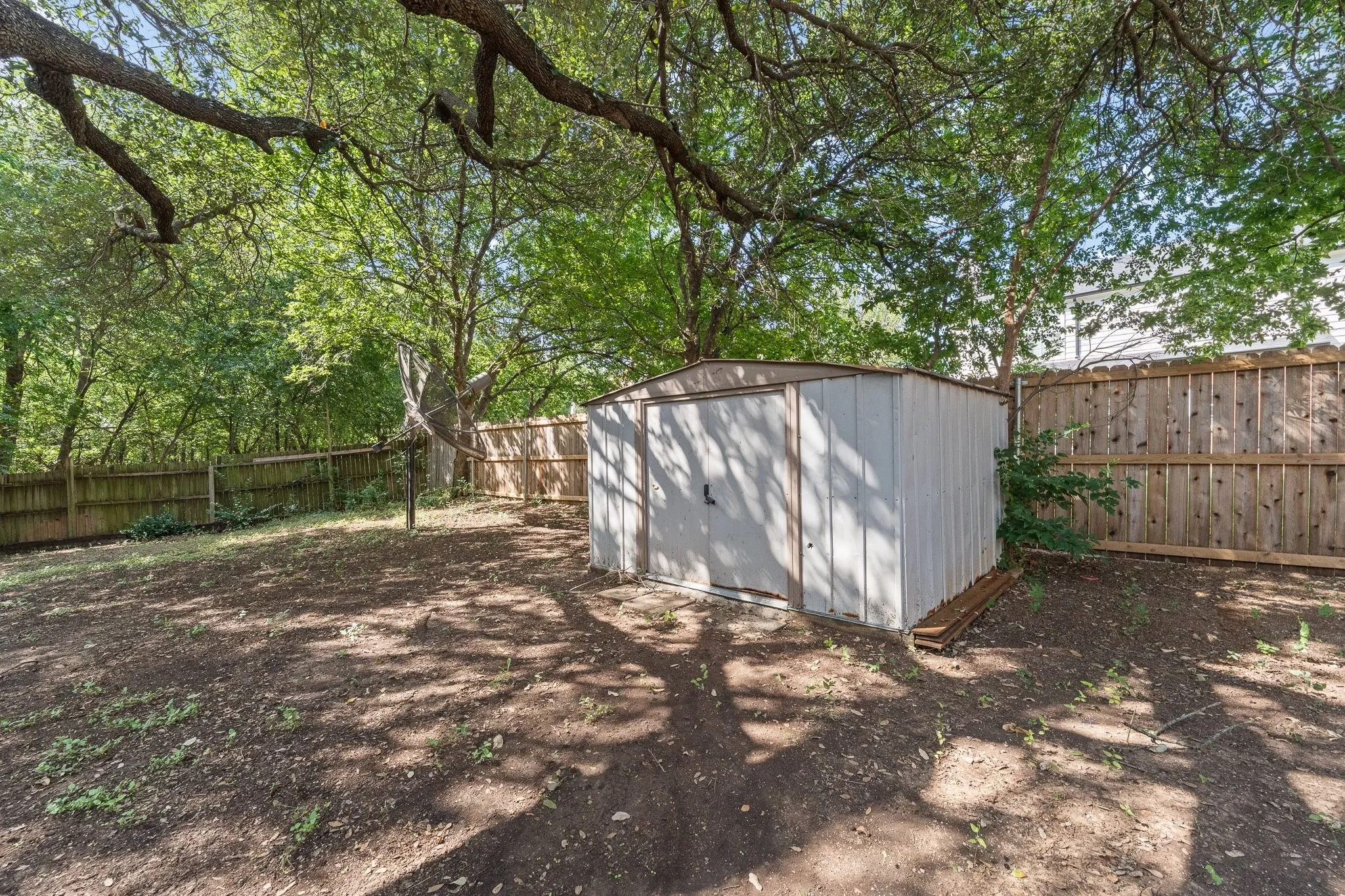 Single Family Residence For Sale in Tarrant County , 8005 Cloverglen Lane, Fort Worth, Texas 76123, 3 Bedroom, 3 Bathroom, 2 Garage spaces, 1,874 Sqft, built in 1989, mls#21340291, Real Estate Agent in Fort Worth, Homes For Sale in Tarrant county, Homes For Sale in Fort Worth, Realtor in Fort Worth Texas, Real Estate Brokerage Independent Realty Texas, Luminita Cordes Realtor