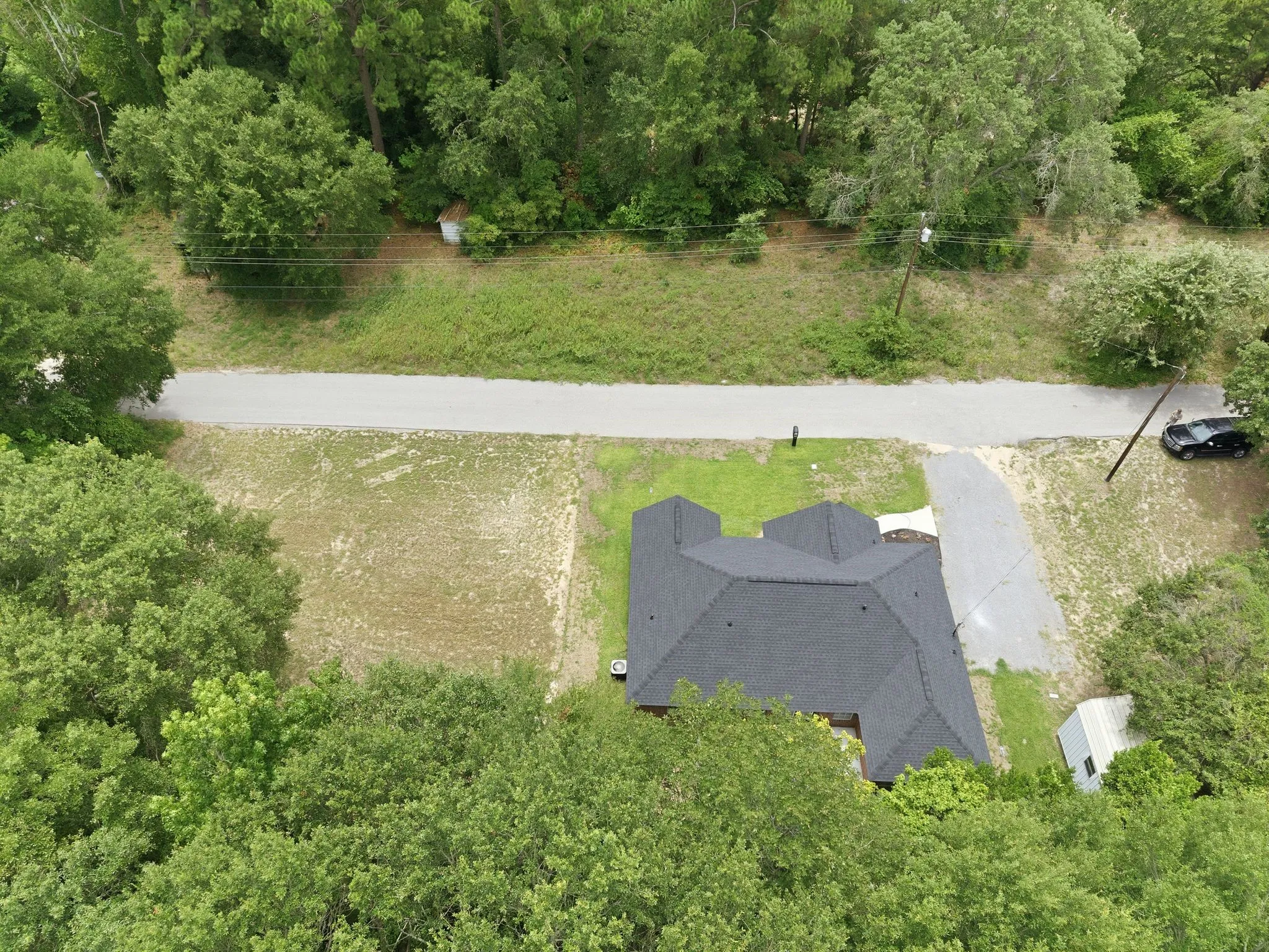 Single Family Residence For Sale in Henderson County , 105 E Foggle Street, Athens, Texas 75751, 4 Bedroom, 2 Bathroom, Garage spaces, 1,745 Sqft, built in 2000, mls#21340693, Real Estate Agent in Athens, Homes For Sale in Henderson county, Homes For Sale in Athens, Realtor in Athens Texas, Real Estate Brokerage Independent Realty Texas, Luminita Cordes Realtor