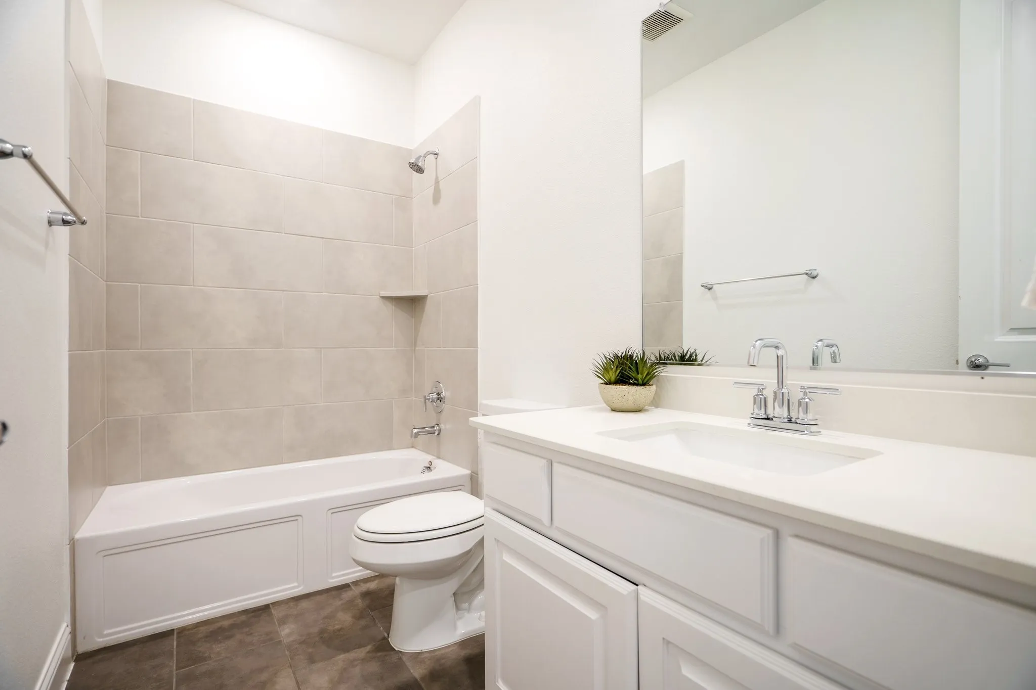 Single Family Residence For Rent in Collin County , 7470 Sanctuary Drive, Frisco, Texas 75033, 4 Bedroom, 4 Bathroom, 3 Garage spaces, 3,267 Sqft, built in 2021, mls#21327412, Real Estate Agent in Frisco, Homes For Rent in Collin county, Homes For Rent in Frisco, Realtor in Frisco Texas, Real Estate Brokerage Independent Realty Texas, Luminita Cordes Realtor