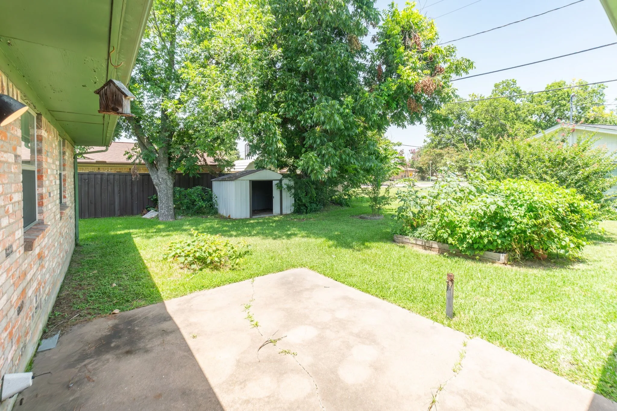 Single Family Residence For Rent in Hunt County , 3500 Nashville Avenue, Greenville, Texas 75402, 3 Bedroom, 2 Bathroom, 2 Garage spaces, 1,596 Sqft, built in 1963, mls#21340918, Real Estate Agent in Greenville, Homes For Rent in Hunt county, Homes For Rent in Greenville, Realtor in Greenville Texas, Real Estate Brokerage Independent Realty Texas, Luminita Cordes Realtor