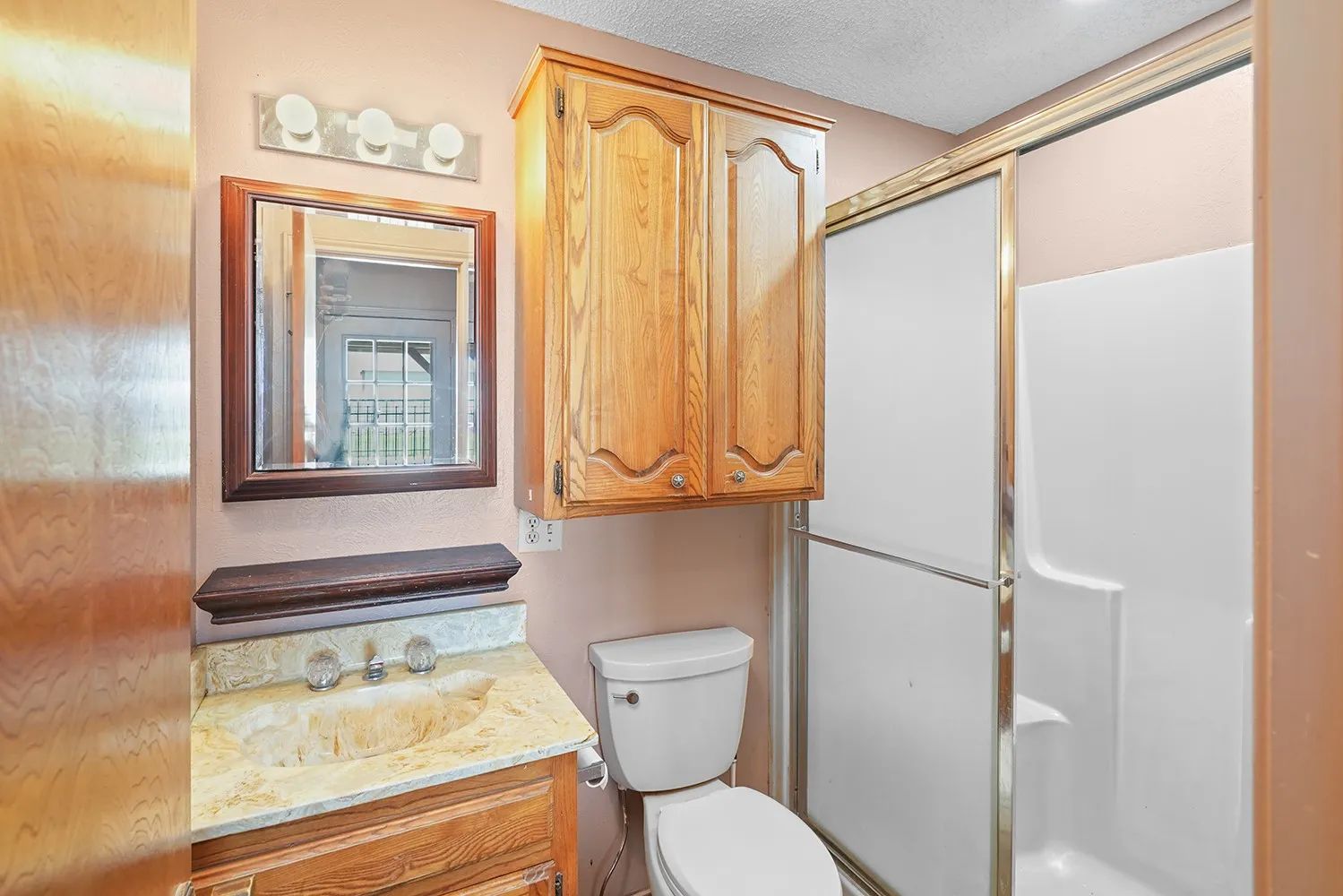 Single Family Residence For Sale in Denton County , 3472 N Masch Branch Road, Denton, Texas 76207, 4 Bedroom, 3 Bathroom, 2 Garage spaces, 2,393 Sqft, built in 1983, mls#21340153, Real Estate Agent in Denton, Homes For Sale in Denton county, Homes For Sale in Denton, Realtor in Denton Texas, Real Estate Brokerage Independent Realty Texas, Luminita Cordes Realtor