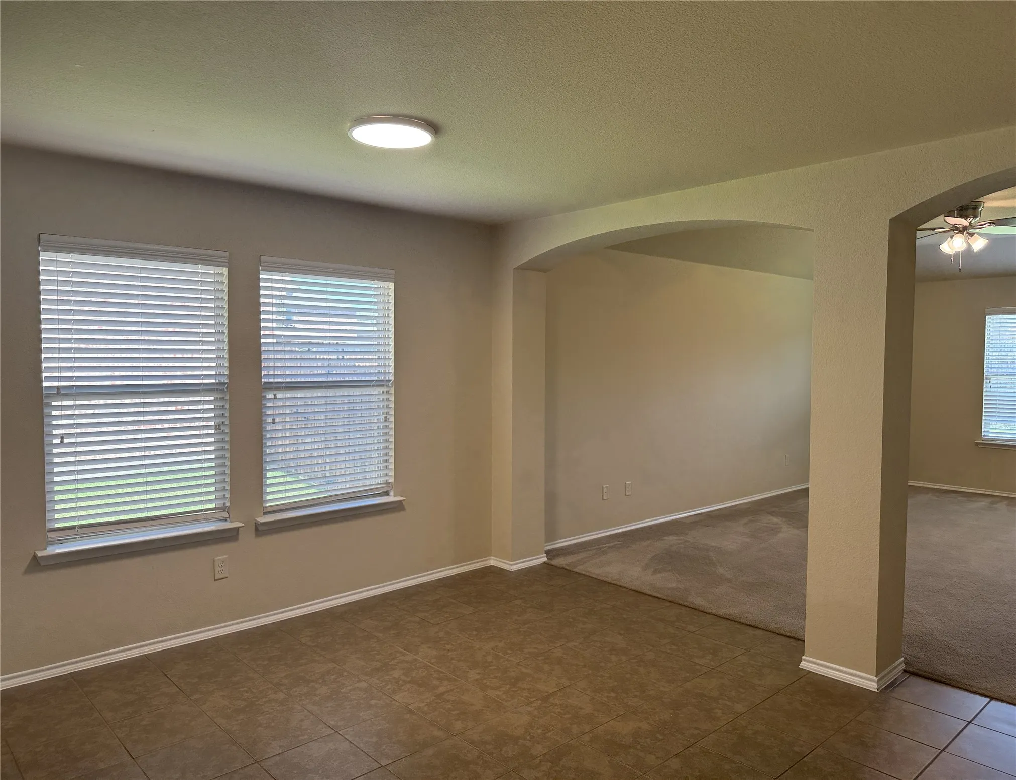 Single Family Residence For Rent in Collin County , 327 Elam Drive, Anna, Texas 75409, 4 Bedroom, 2 Bathroom, 2 Garage spaces, 1,712 Sqft, built in 2014, mls#21340923, Real Estate Agent in Anna, Homes For Rent in Collin county, Homes For Rent in Anna, Realtor in Anna Texas, Real Estate Brokerage Independent Realty Texas, Luminita Cordes Realtor