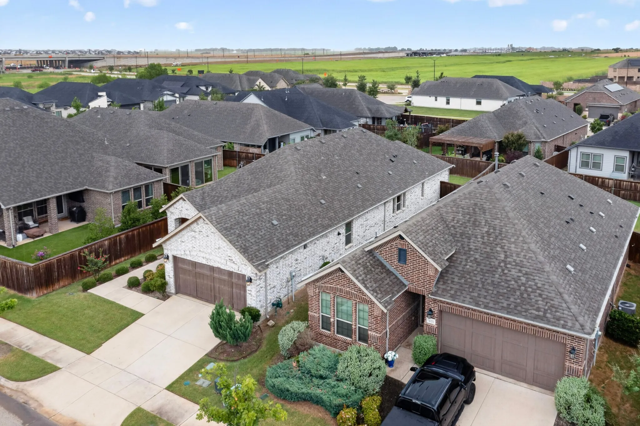 Single Family Residence For Sale in Collin County , 1635 Sweetwater Way, Celina, Texas 75009, 2 Bedroom, 2 Bathroom, 2 Garage spaces, 1,865 Sqft, built in 2020, mls#21340262, Real Estate Agent in Celina, Homes For Sale in Collin county, Homes For Sale in Celina, Realtor in Celina Texas, Real Estate Brokerage Independent Realty Texas, Luminita Cordes Realtor